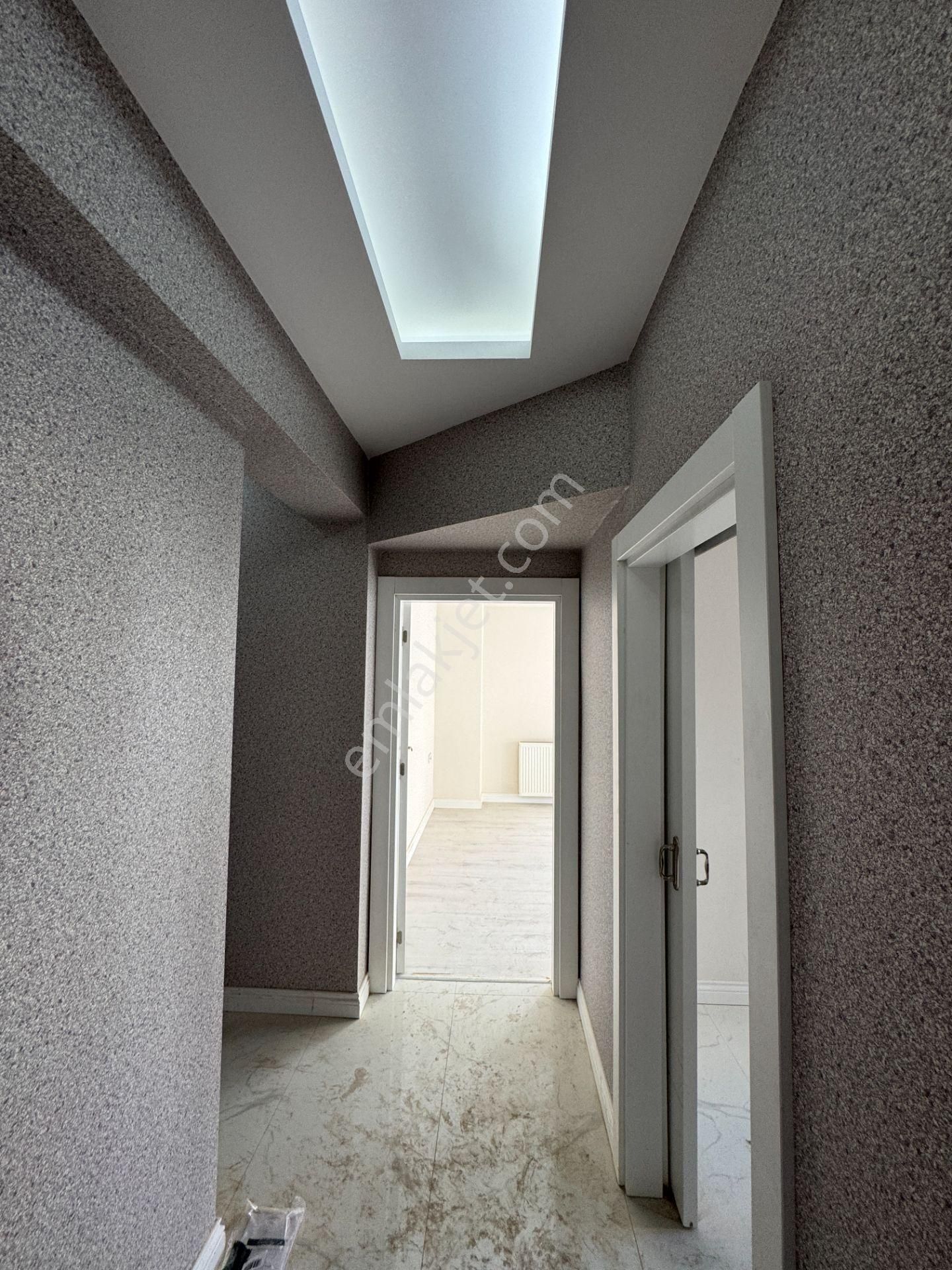 Güvenlikte K.otoparklı , Kombili 2+1 Ayrı Mutfaklı Daireler - Görsel 8