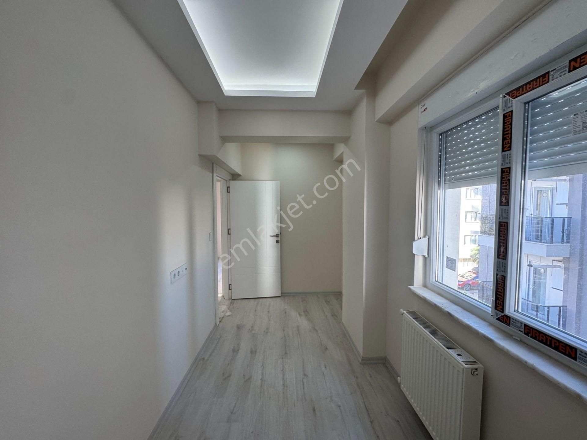 Güvenlikte K.otoparklı , Kombili 2+1 Ayrı Mutfaklı Daireler - Görsel 22