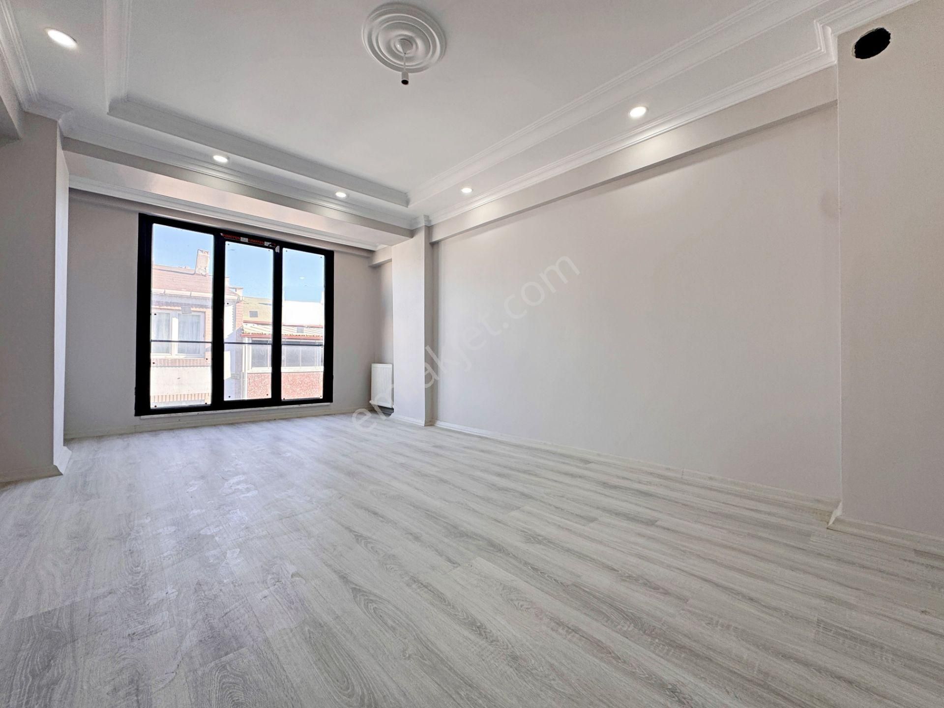 Home Vizyon Bahçelievler Yenibosna Satılık Otoparklı Sıfır Lüx 5+2 Dublex Daire.