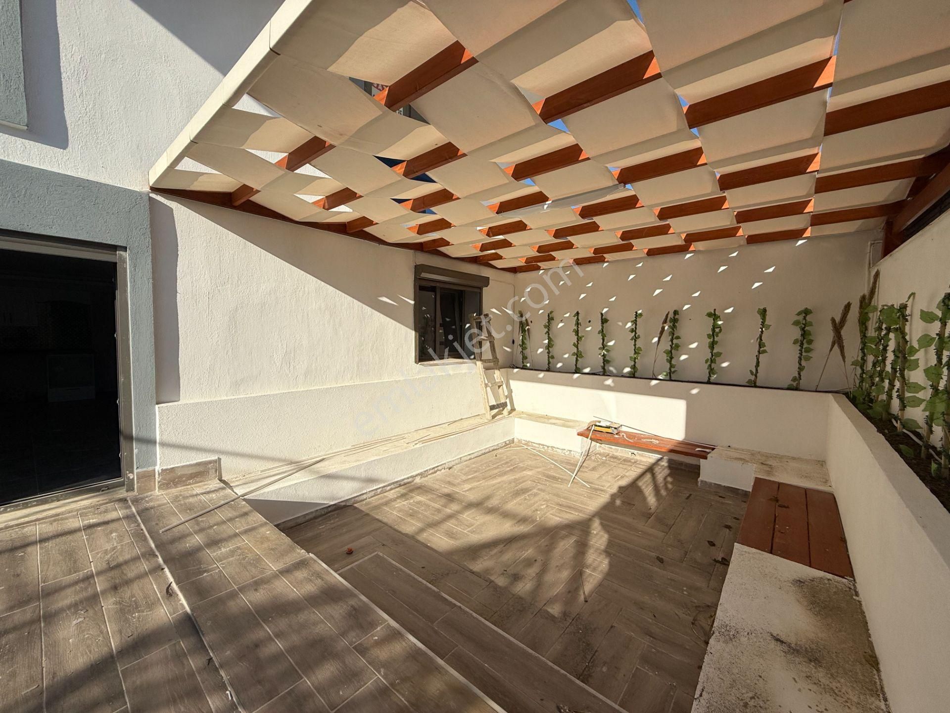 Seferihisar Gözsüzler’de Köşe Parsel 4+2 Lüks Villa! - Görsel 8