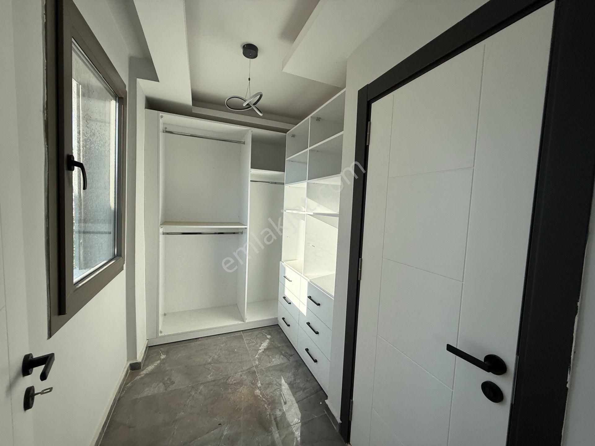 Seferihisar Gözsüzler’de Köşe Parsel 4+2 Lüks Villa! - Görsel 23