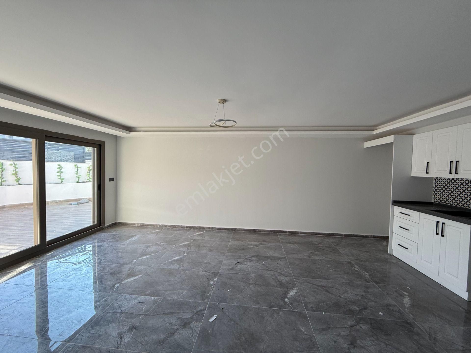 Seferihisar Gözsüzler’de Köşe Parsel 4+2 Lüks Villa! - Görsel 26