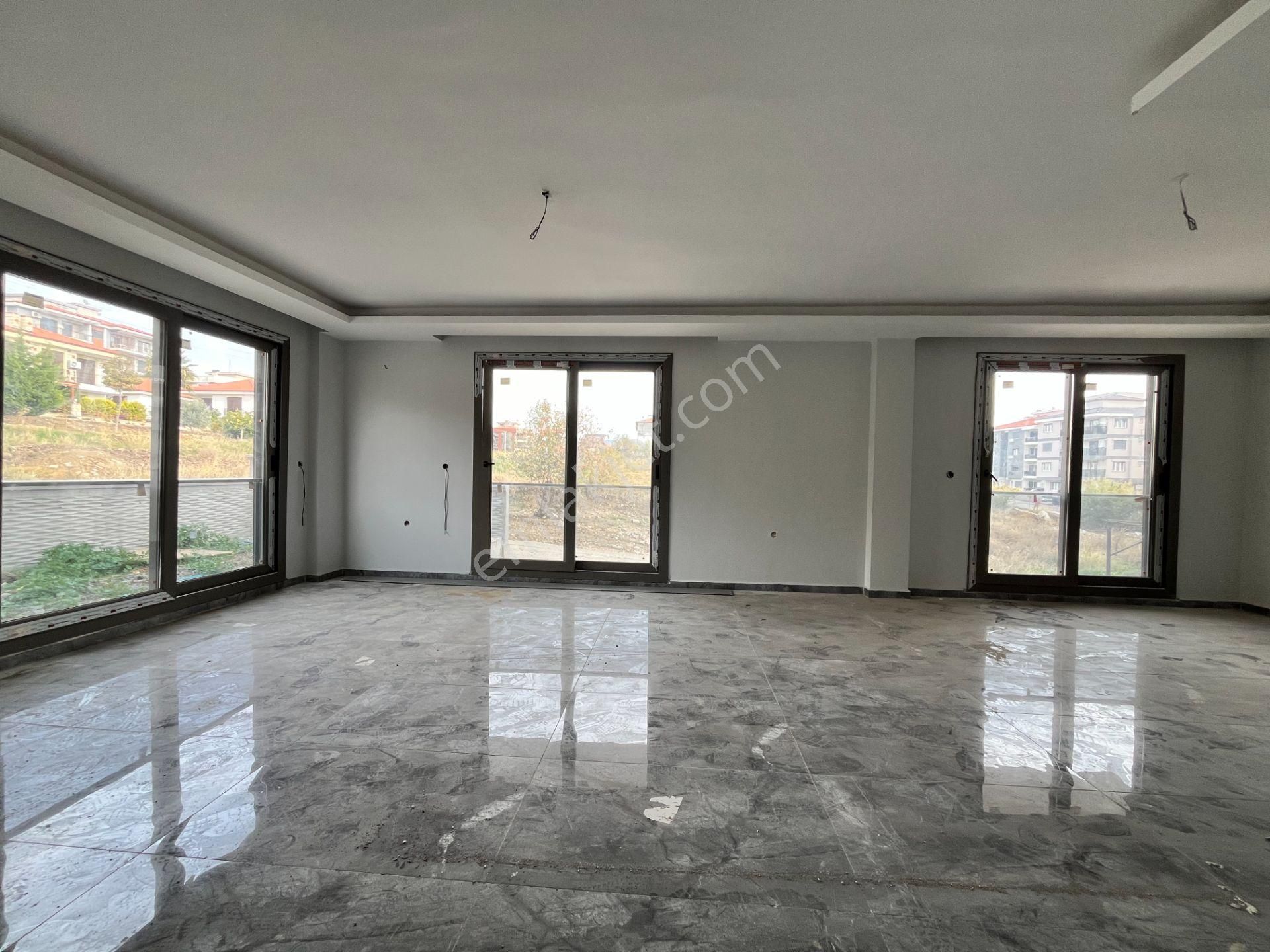 Seferihisar Gözsüzler’de Köşe Parsel 4+2 Lüks Villa! - Görsel 17