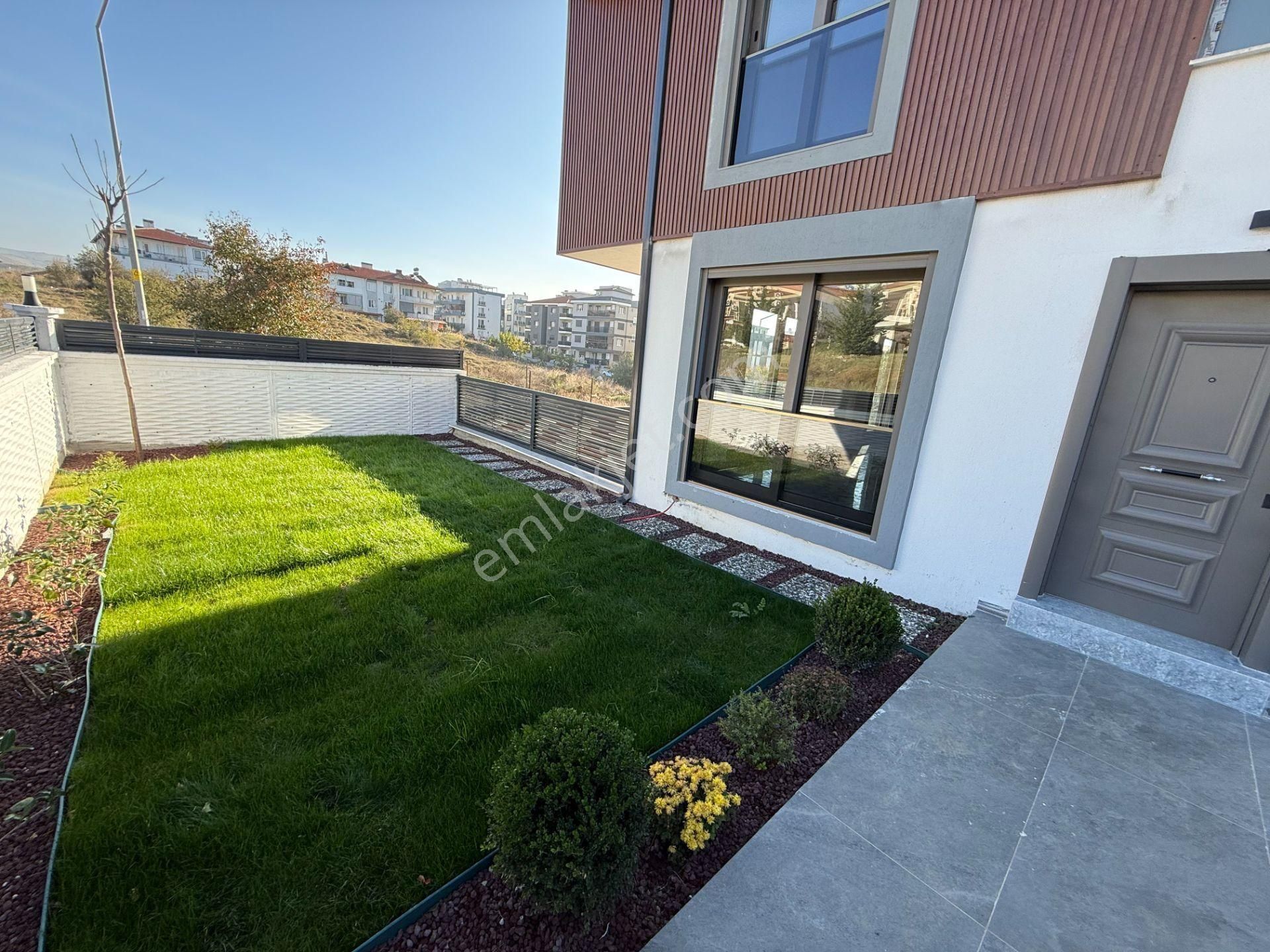 Seferihisar Gözsüzler’de Köşe Parsel 4+2 Lüks Villa! - Görsel 4