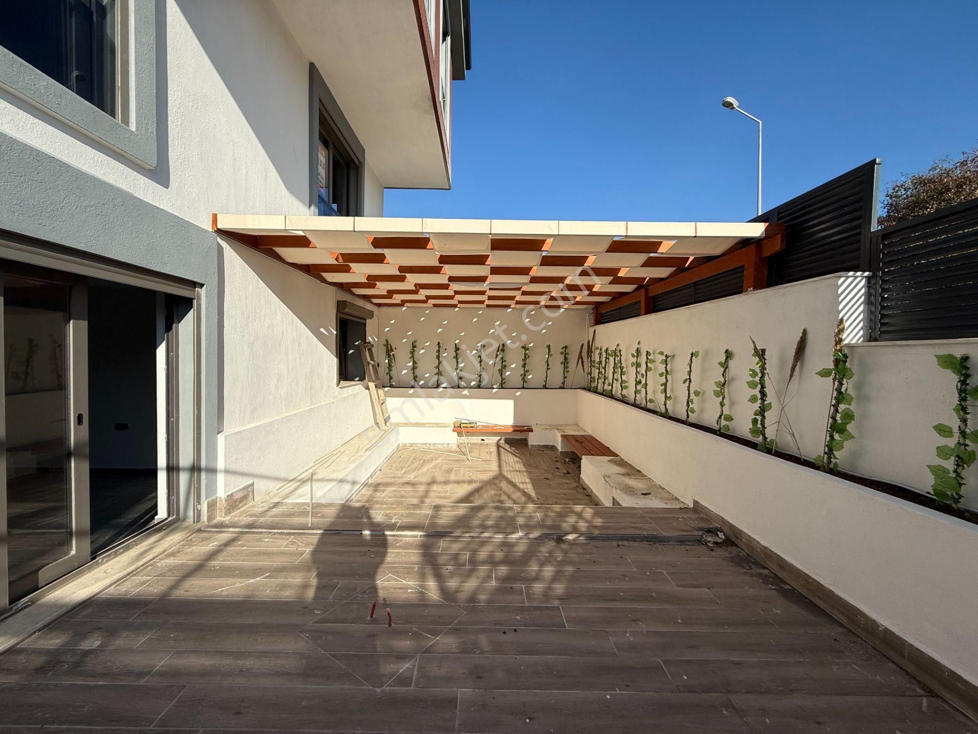 Seferihisar Gözsüzler’de Köşe Parsel 4+2 Lüks Villa! - Görsel 12