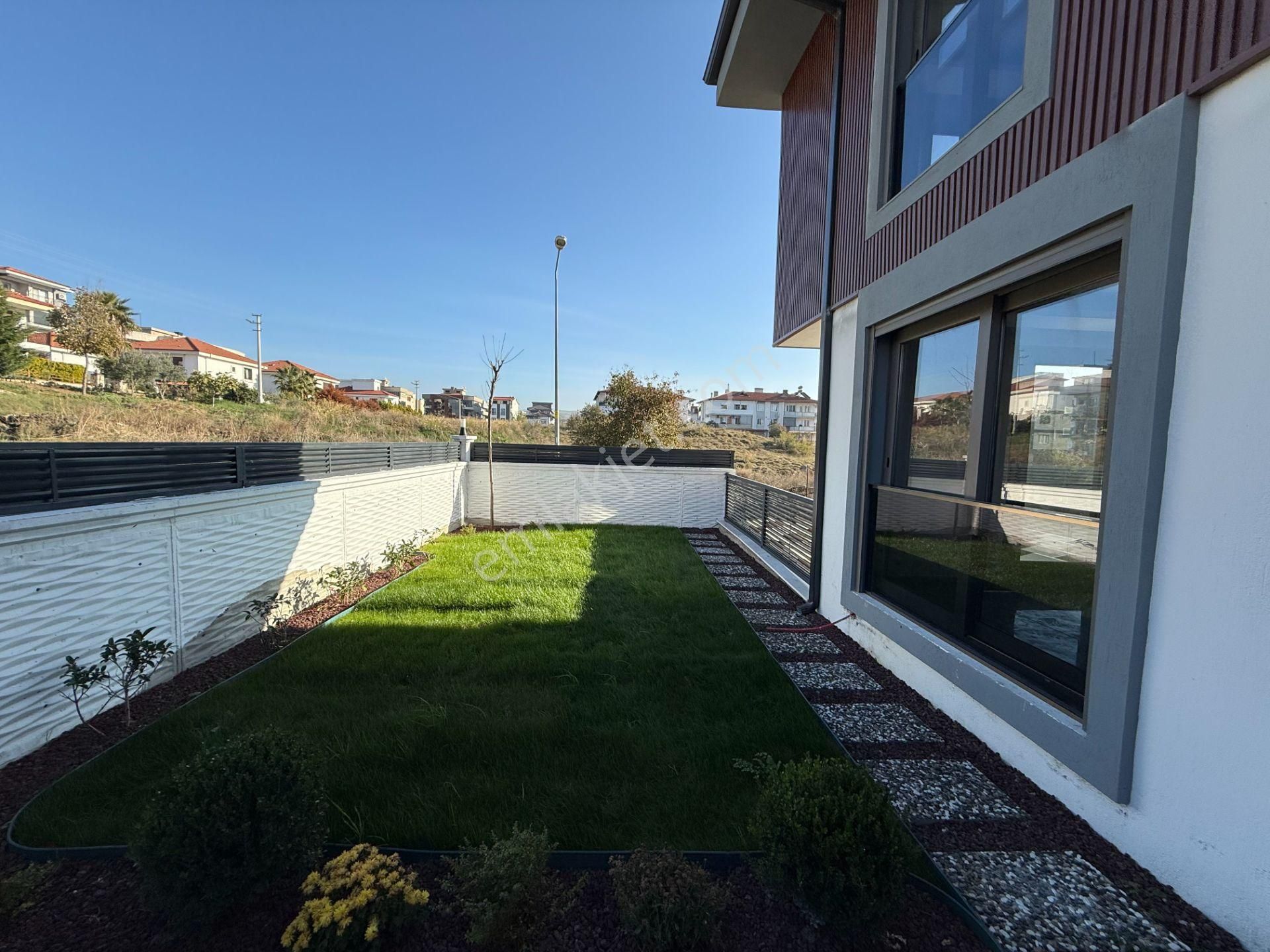 Seferihisar Gözsüzler’de Köşe Parsel 4+2 Lüks Villa! - Görsel 2