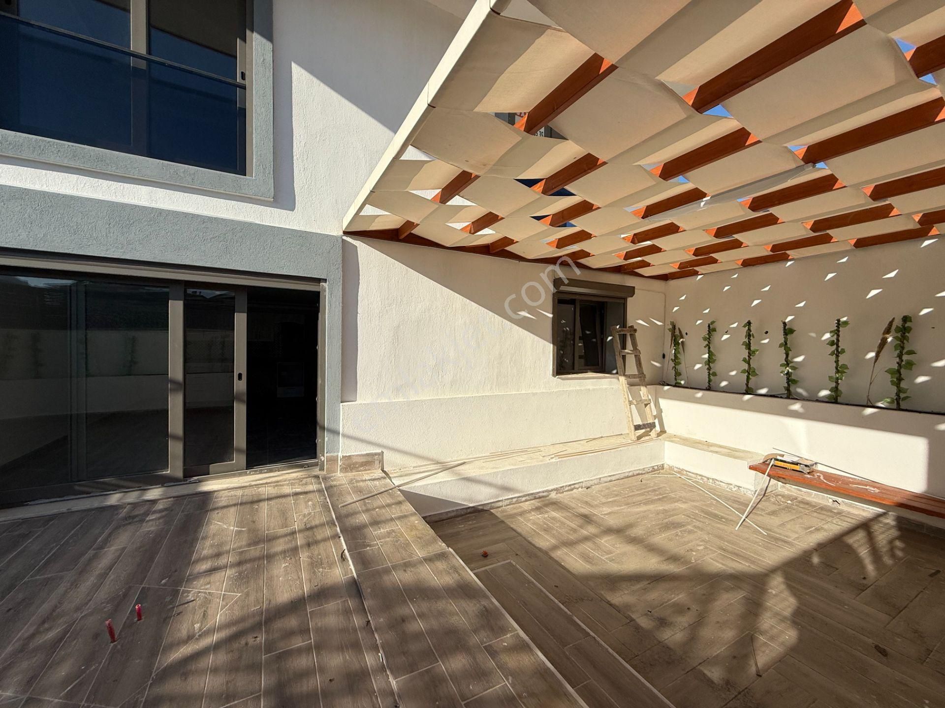 Seferihisar Gözsüzler’de Köşe Parsel 4+2 Lüks Villa! - Görsel 9