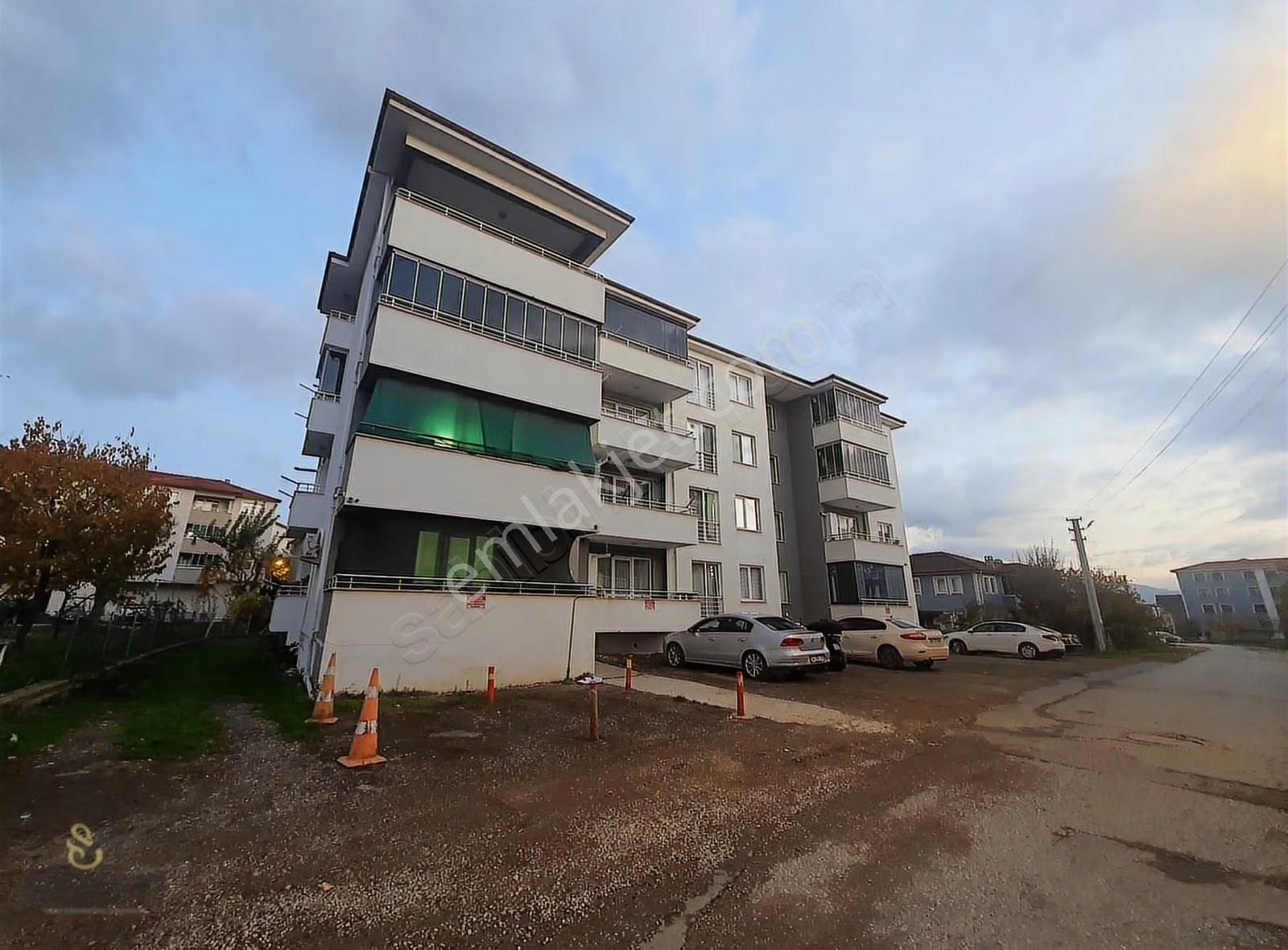 23-su-elektrik-doğalgaz-internet Dahil Yeni Eşyalı Kiralık 1+0 - Görsel 29