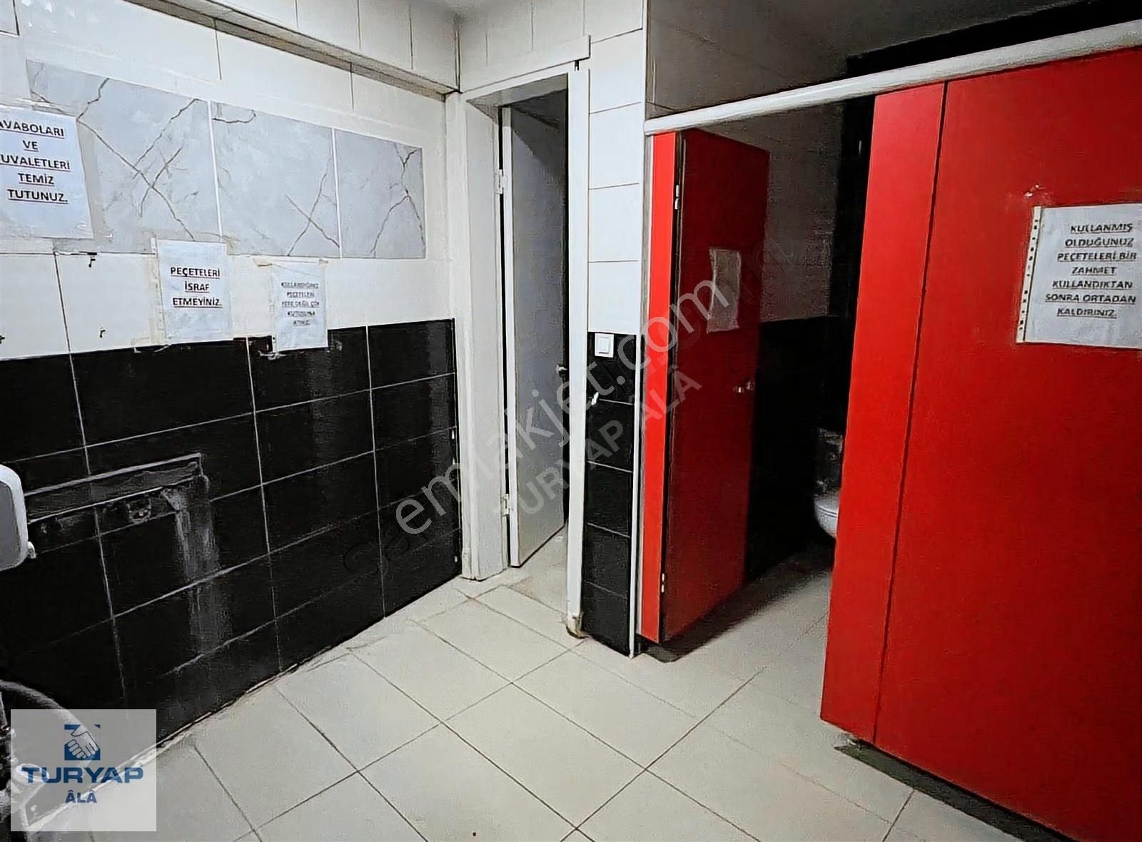 Sultangazi Uğurmumcu'da Kiralık 350 M2 Ofis Ve Mağaza Yeri