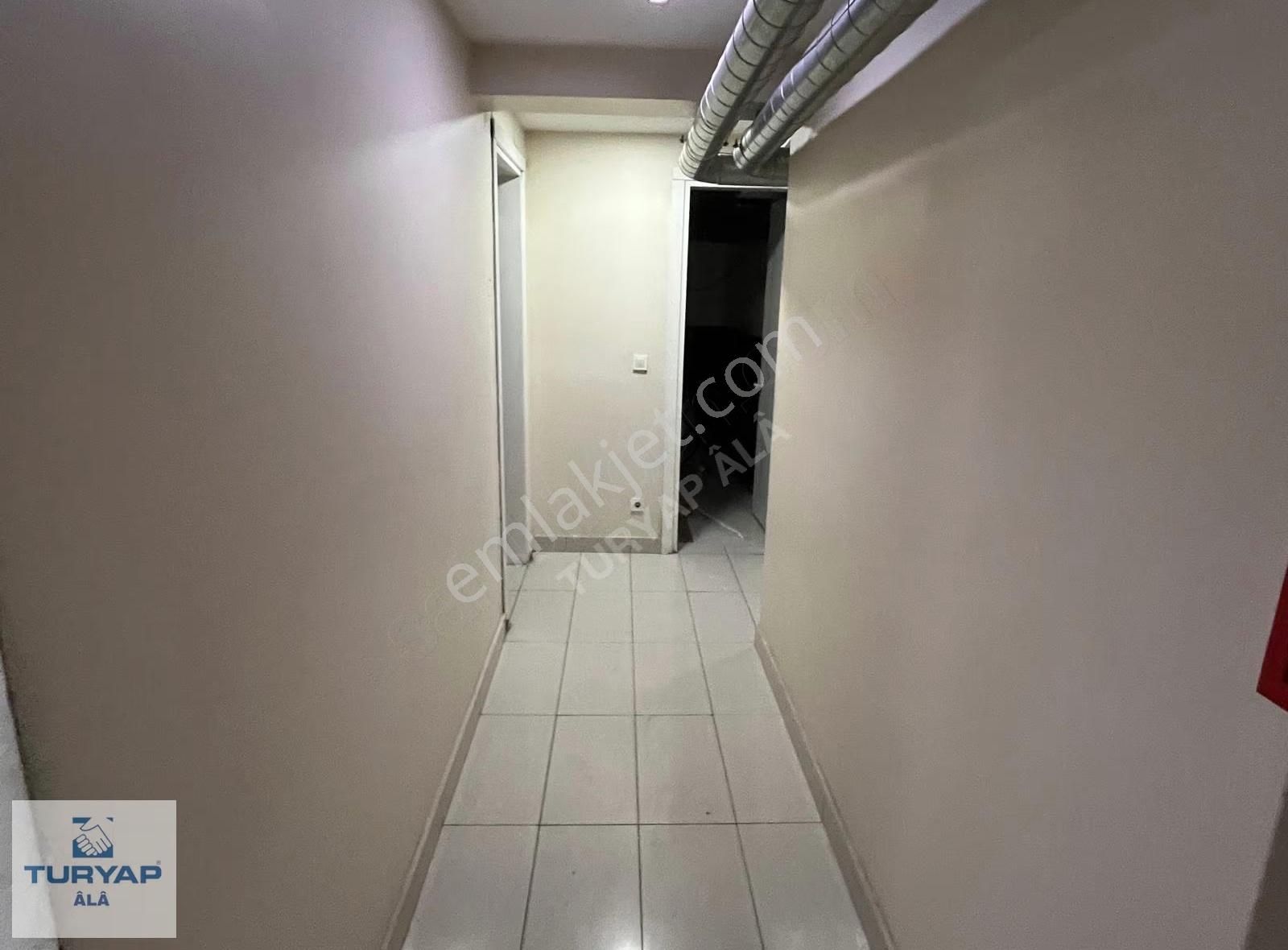 Sultangazi Uğurmumcu'da Kiralık 350 M2 Ofis Ve Mağaza Yeri - Görsel 4