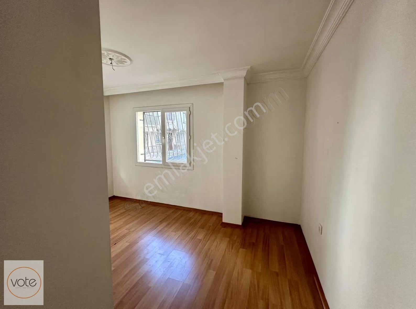 Bozyaka Merkez'de,çevik K. Ve Hastane Yakını, 2+1 Satılık Daire! - Görsel 2