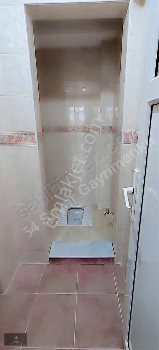 54sayar Gayrimenkul'den Emniyet Müdürlüğü Yakınında Kiralık 3+1 - Görsel 12