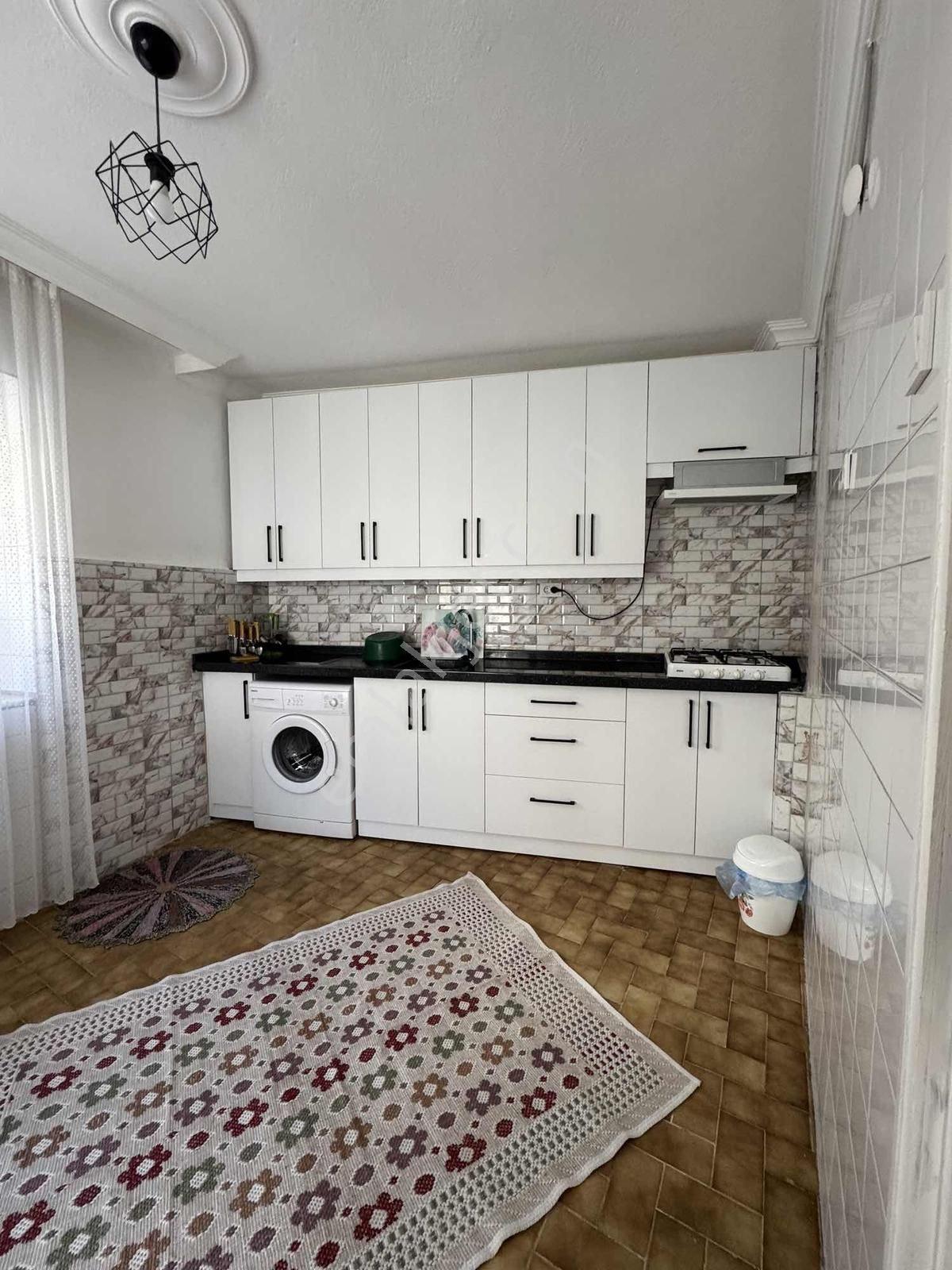 Ayvalık Zekibey Mahallesinde Pansiyonluk Satılık Bina - Görsel 25