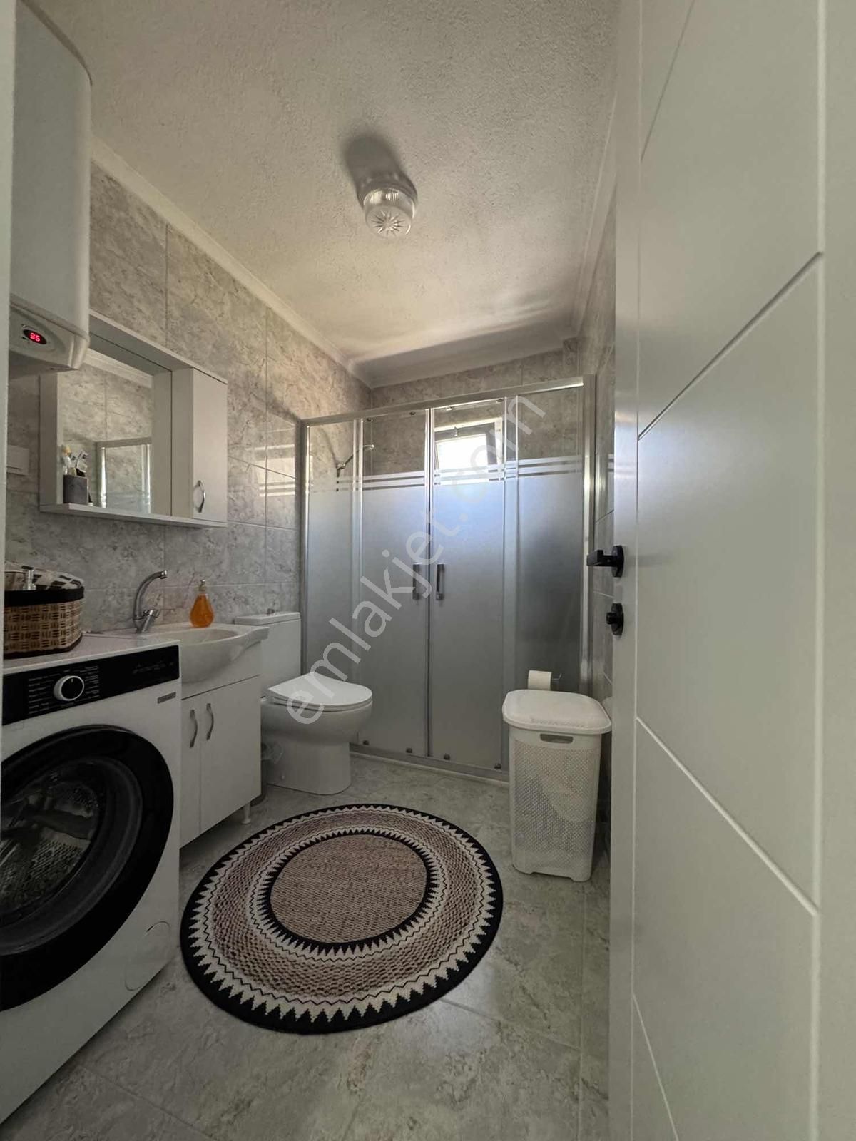 Ayvalık Zekibey Mahallesinde Pansiyonluk Satılık Bina - Görsel 33