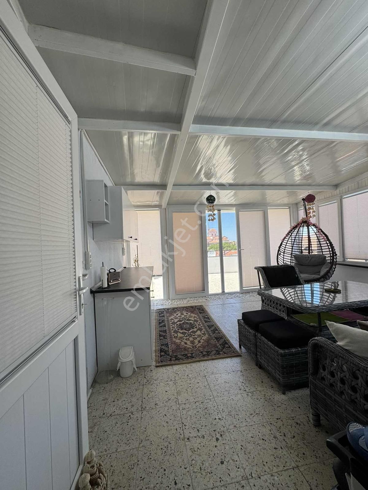 Ayvalık Zekibey Mahallesinde Pansiyonluk Satılık Bina - Görsel 3