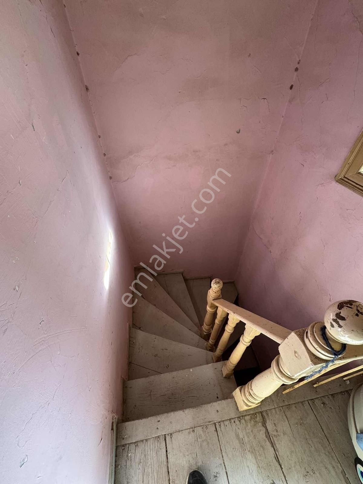 Ayvalık Hayrettinpaşa Mahallesinde Satılık Müstakil Ev - Görsel 19