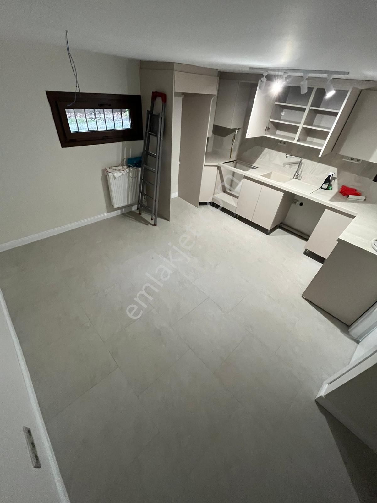 Maltepe Bağlarbaşında Bahçe Kullanımlı 3+1 Mustakil Satılık - Görsel 30