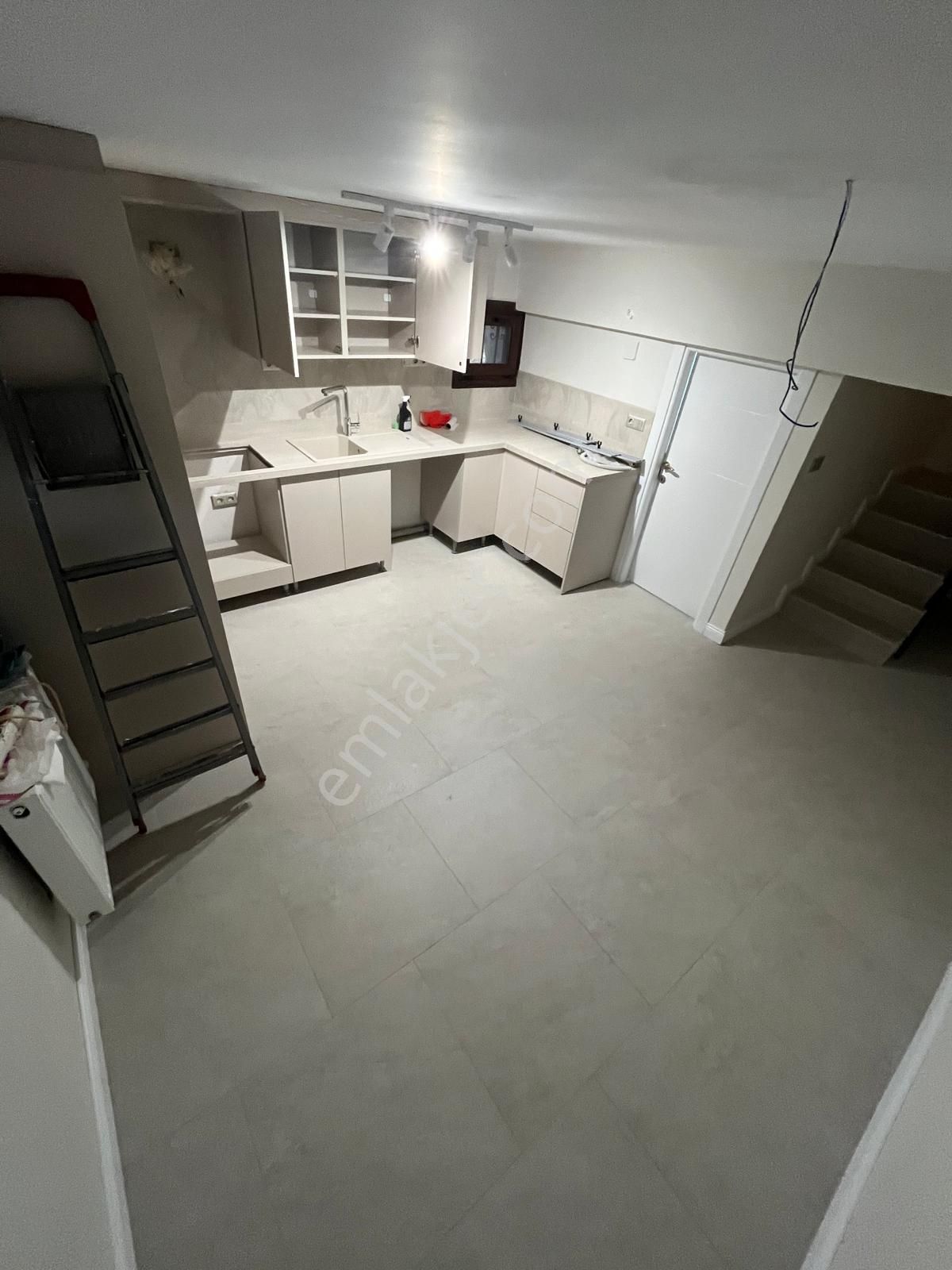 Maltepe Bağlarbaşında Bahçe Kullanımlı 3+1 Mustakil Satılık - Görsel 31