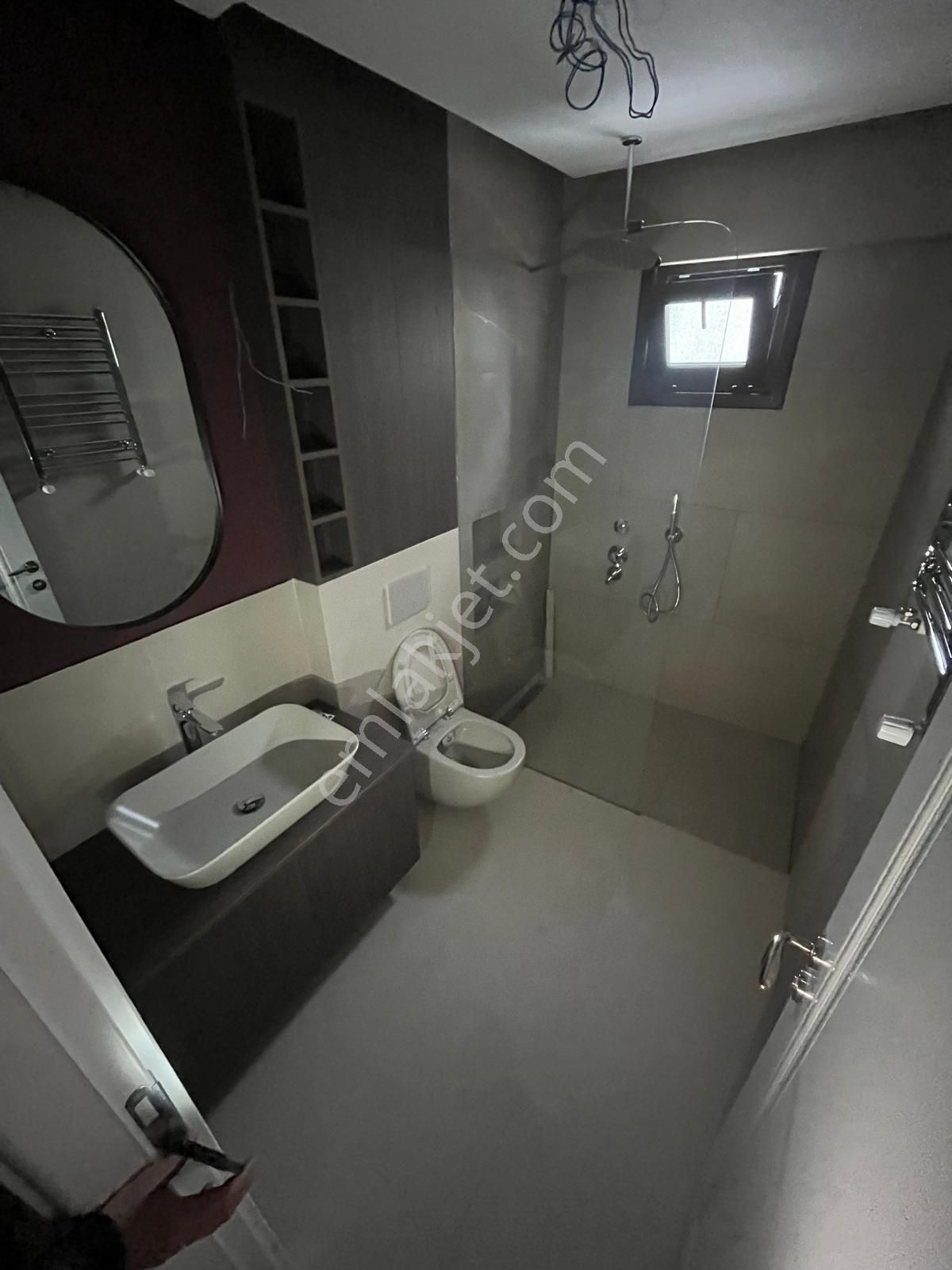 Maltepe Bağlarbaşında Bahçe Kullanımlı 3+1 Mustakil Satılık - Görsel 12