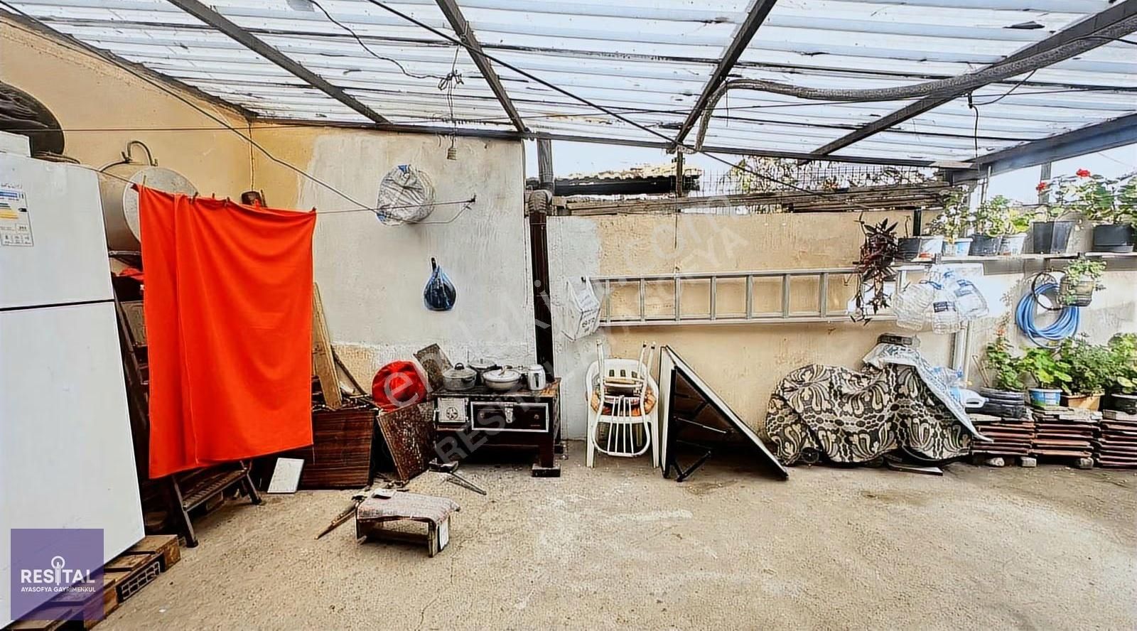 Vakıf Meydanında 330m2 Arsa 2 Müstakil Ev Ve Bahçesi - Görsel 11