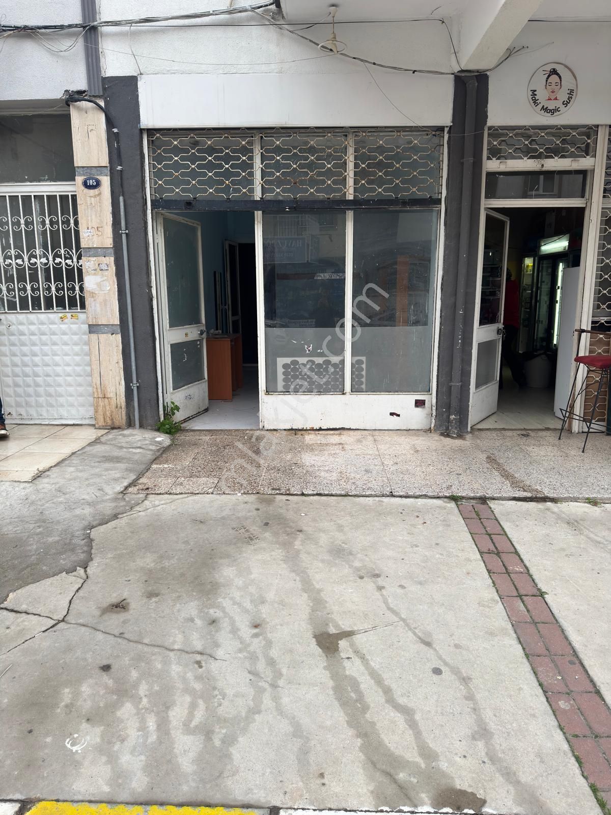 Sahibinden Balçova Demirci Efe Sokakta 23m2 Önüyle Birlikte 45m2 Dükkan Ekonomi Üni Yakını - Görsel 2