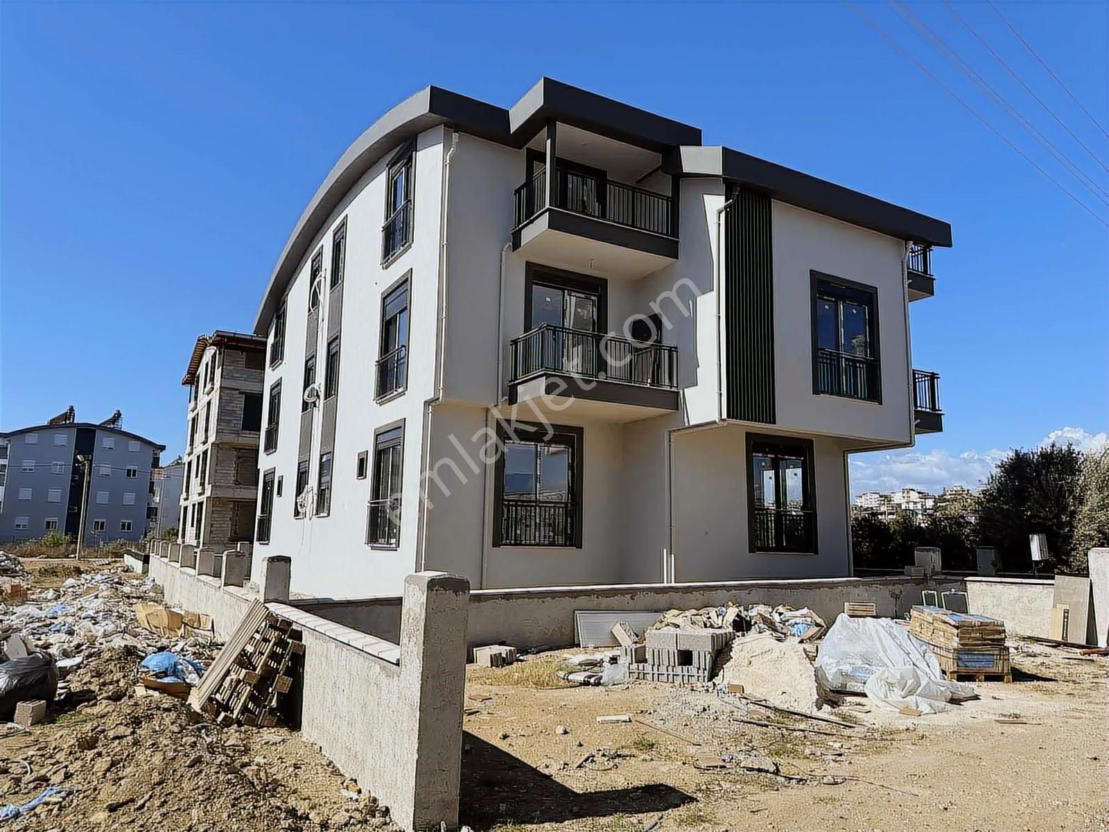 Turbeyler Gayrimenkulden Satılık 1+1 Daire - Görsel 10