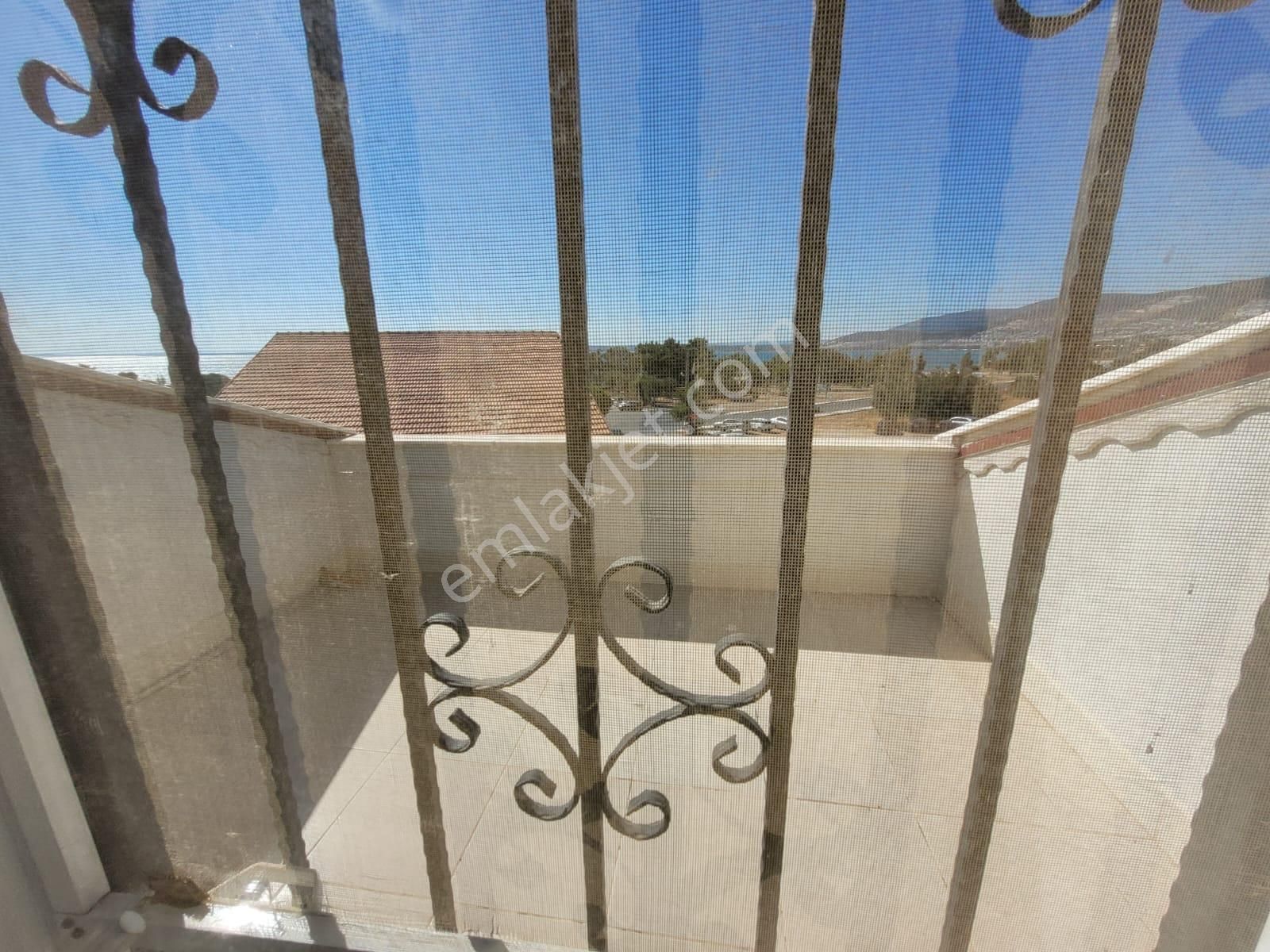 !! Fiyat Düştü !! Denize 50 Adım Havuzlu 5+1 Müstakil Villa - Görsel 18