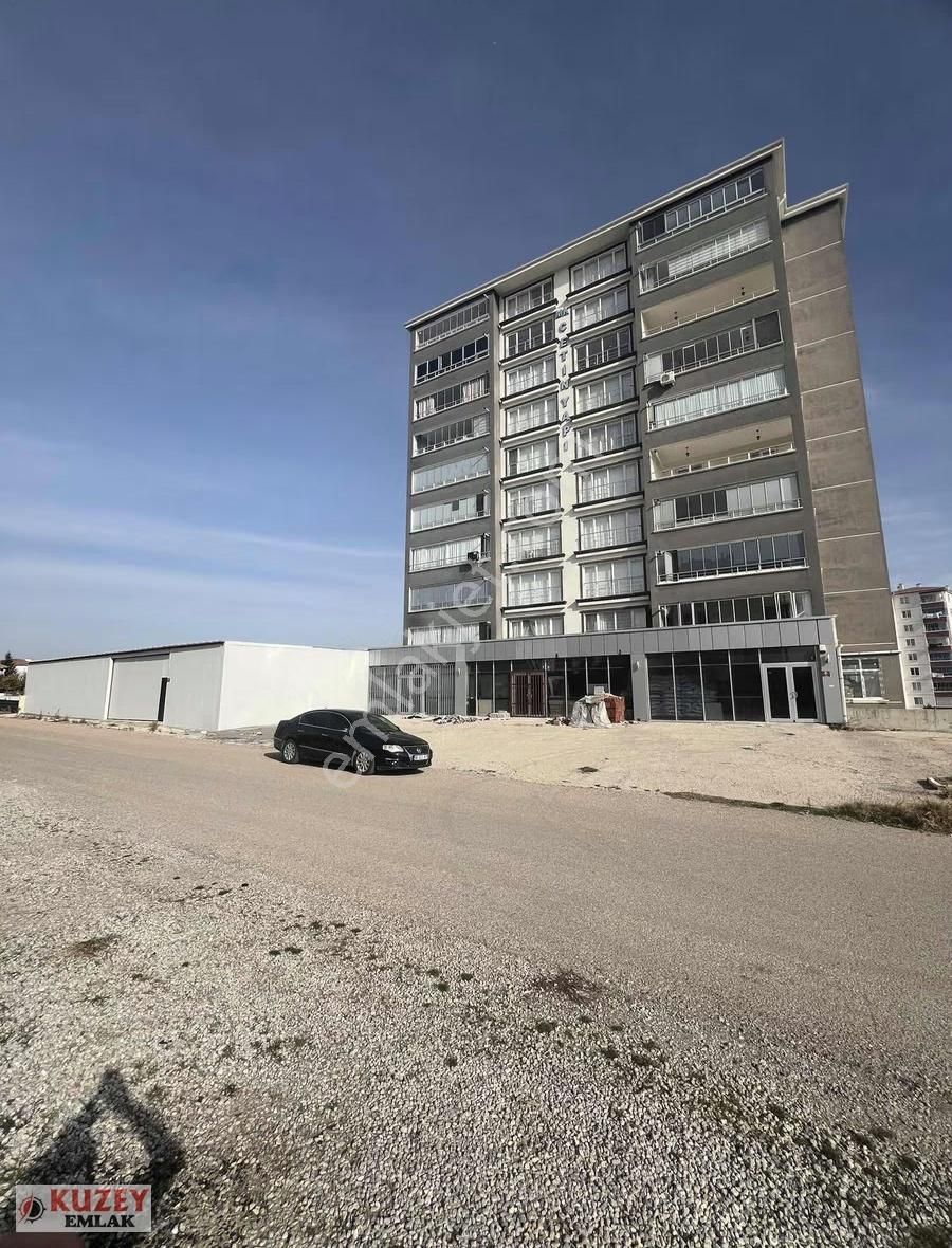 Kuzey Emlaktan Acil Satılık 130m2 Satılık Dükkan - Görsel 4