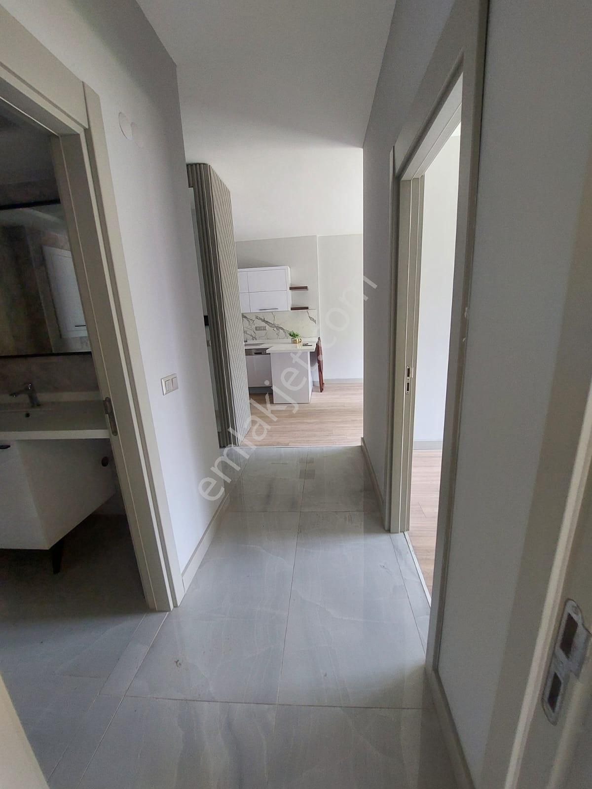 Nadir Bulunur! Teraslı Özel 2+1 Prestijli Projede Tek Seçenek - Görsel 19