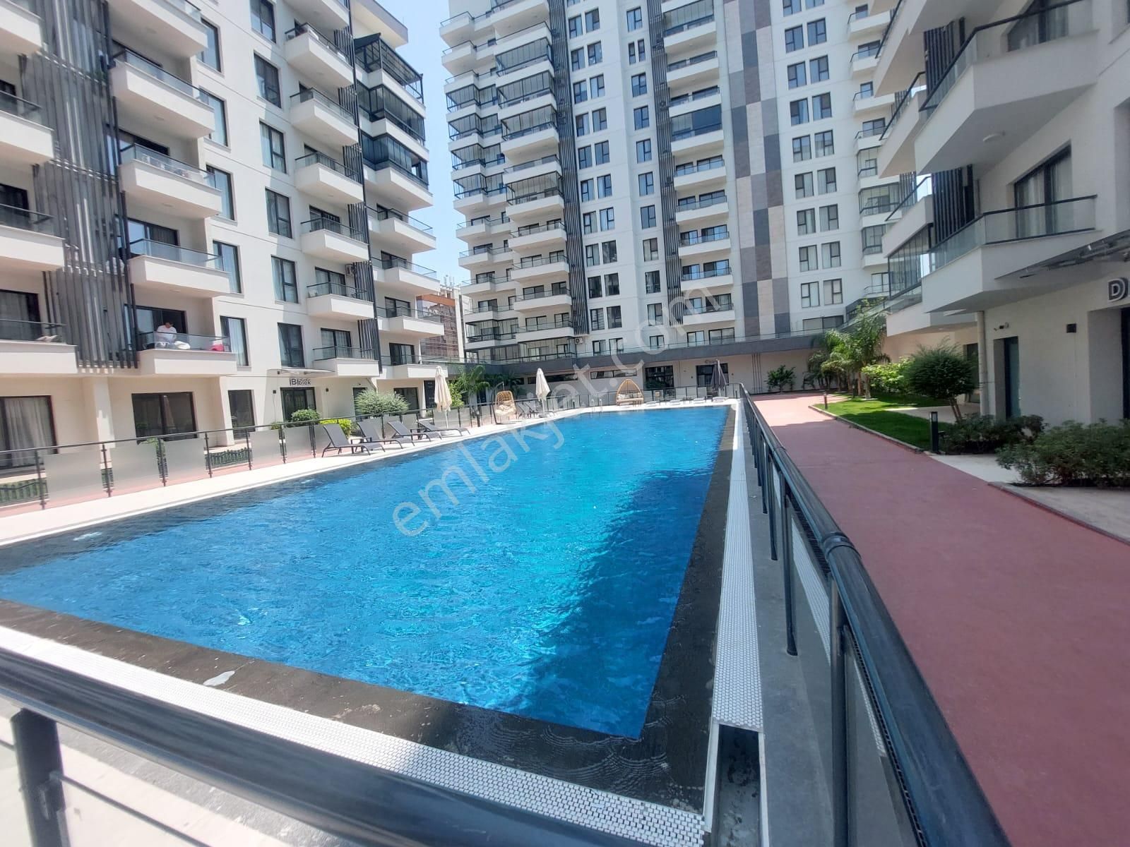 Nadir Bulunur! Teraslı Özel 2+1 Prestijli Projede Tek Seçenek