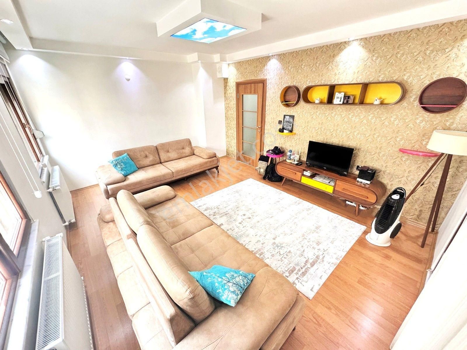 Aygülden Akçay'da 4 Yaşında Ön Cephe Full Eşyalı Ebeveyn Banyolu Doğalgazlı Ara Kat 3+1satılık Daire - Görsel 11