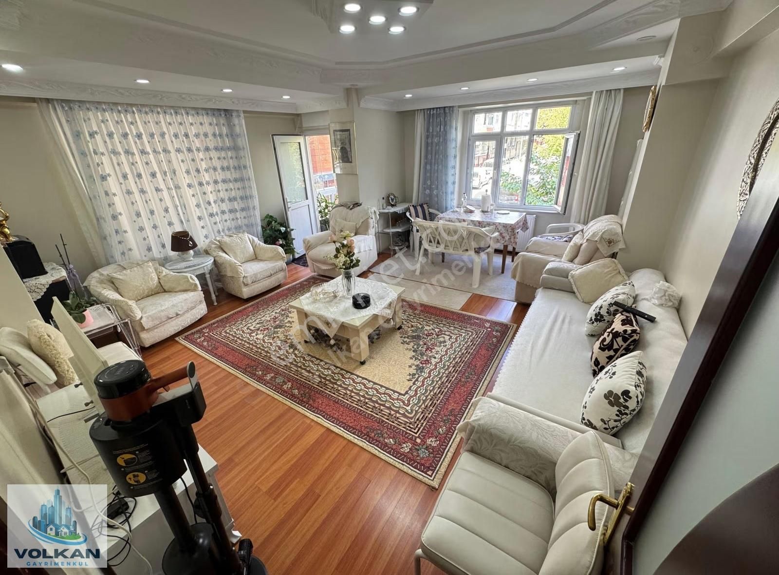 Volkan İnş ' Tan İsmetpaşa Mah 3+1 140m2 Satılık Daire