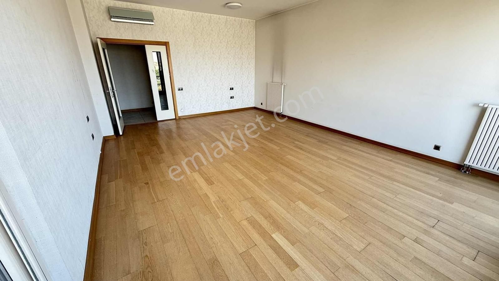 Çiğdem Emlaktan The İstanbul Evlerinde Satılık 3+1 190m2 Daire - Görsel 8