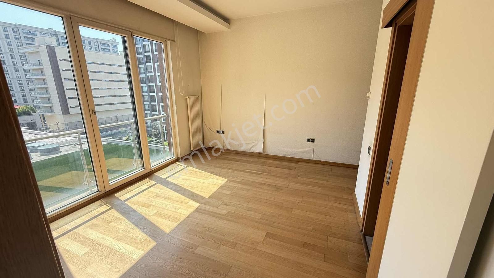 Çiğdem Emlaktan The İstanbul Evlerinde Satılık 3+1 190m2 Daire - Görsel 6