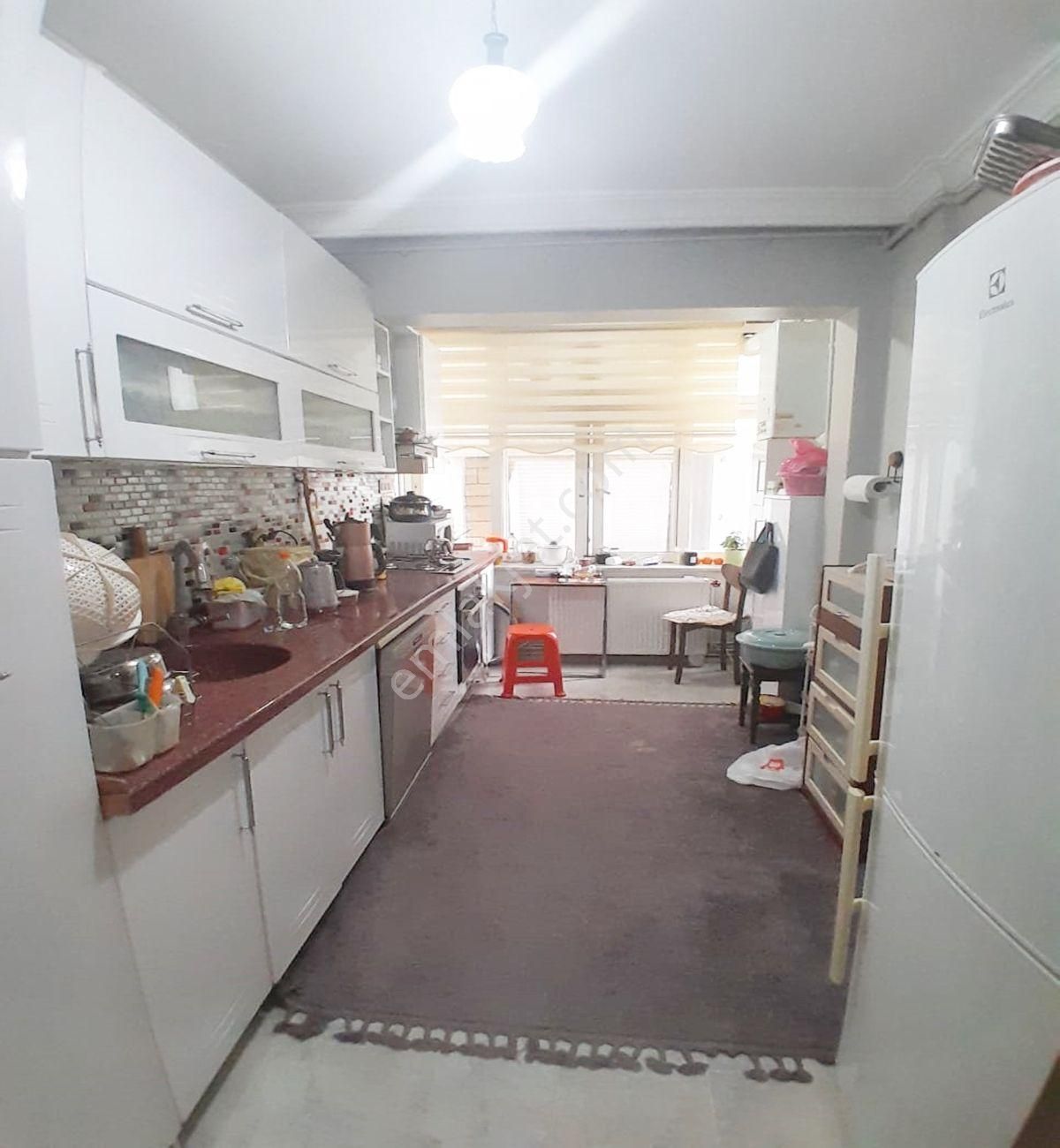 Avcılar D.köşklerde 3+1 Masrafsız Ara Kat Daire