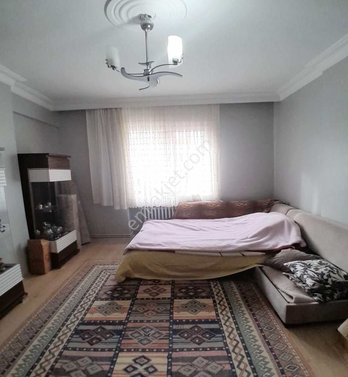 Avcılar D.köşklerde 3+1 Masrafsız Ara Kat Daire - Görsel 2