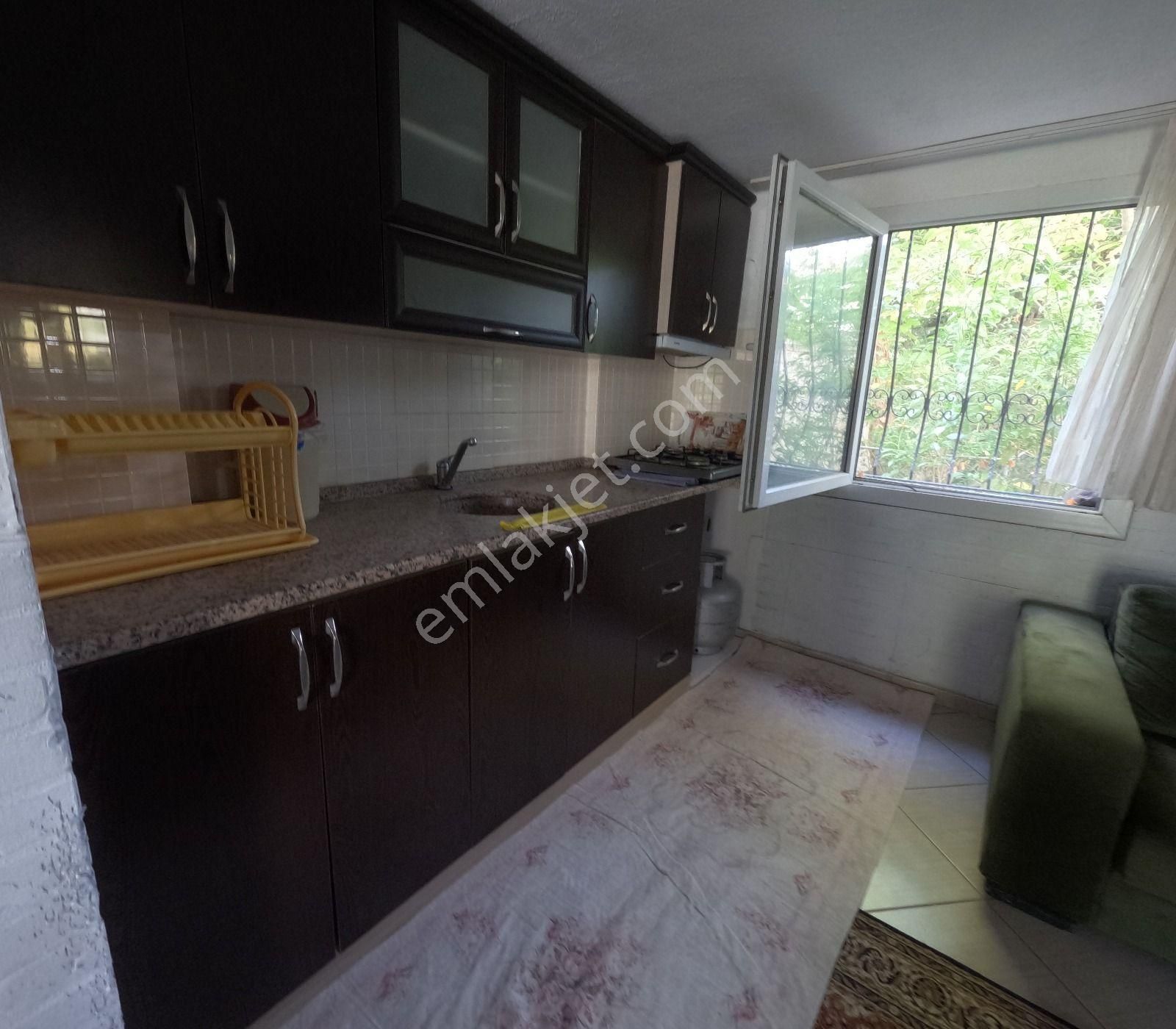 Urla Gülbahçe'de 4 Katlı Muhteşem Bir Bina - Görsel 21