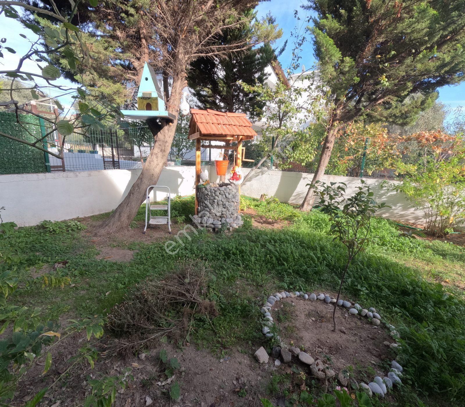 Urla Gülbahçe'de 4 Katlı Muhteşem Bir Bina - Görsel 17