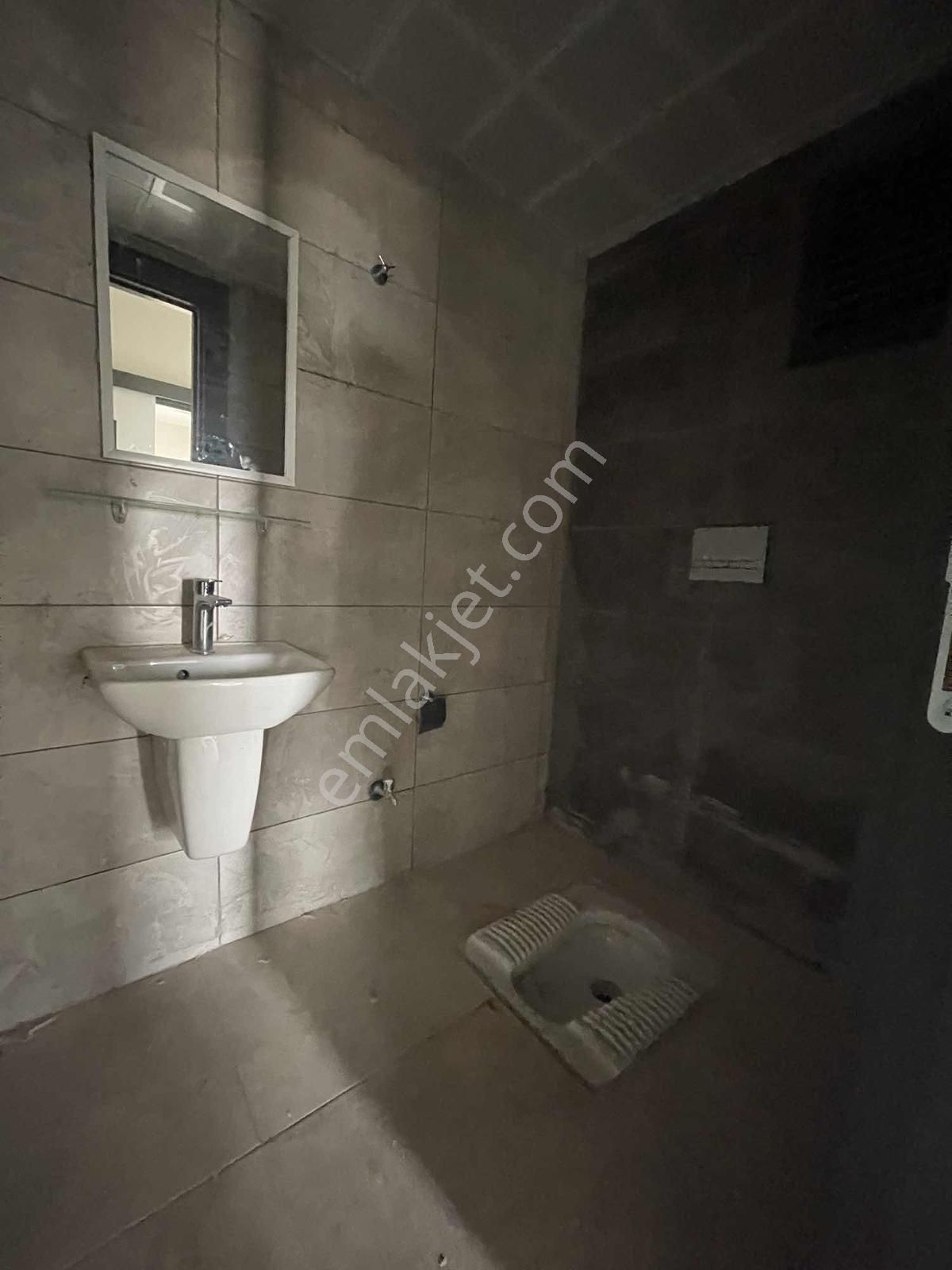 Güç Emlaktan Yeni Batıkent Tokiler De Kiralık 3+1 Daire - Görsel 5