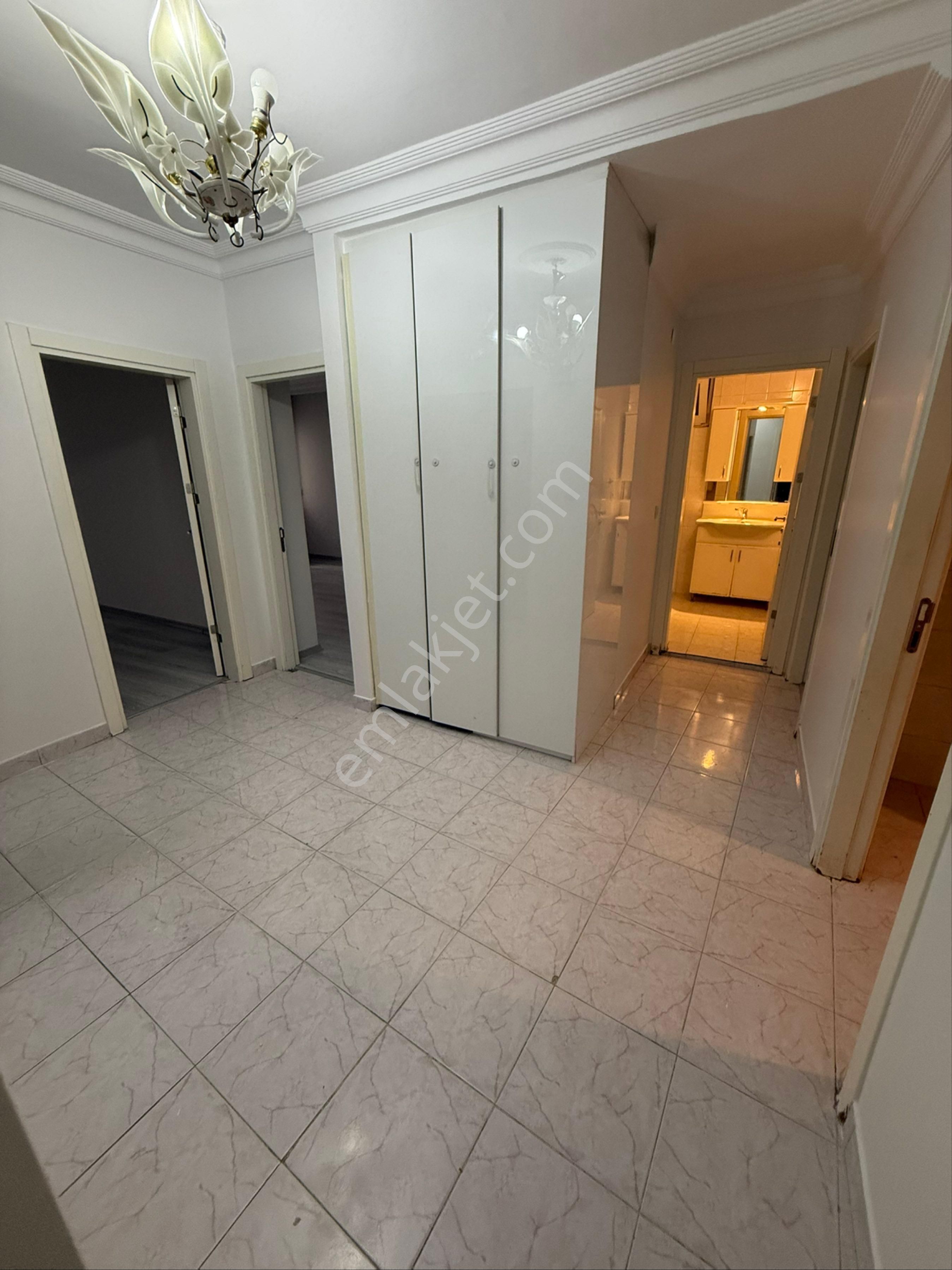 Akkaya Emlaktan Gülbahar Mah Şok Market Yanında 3+1 Kombili Daire - Görsel 19