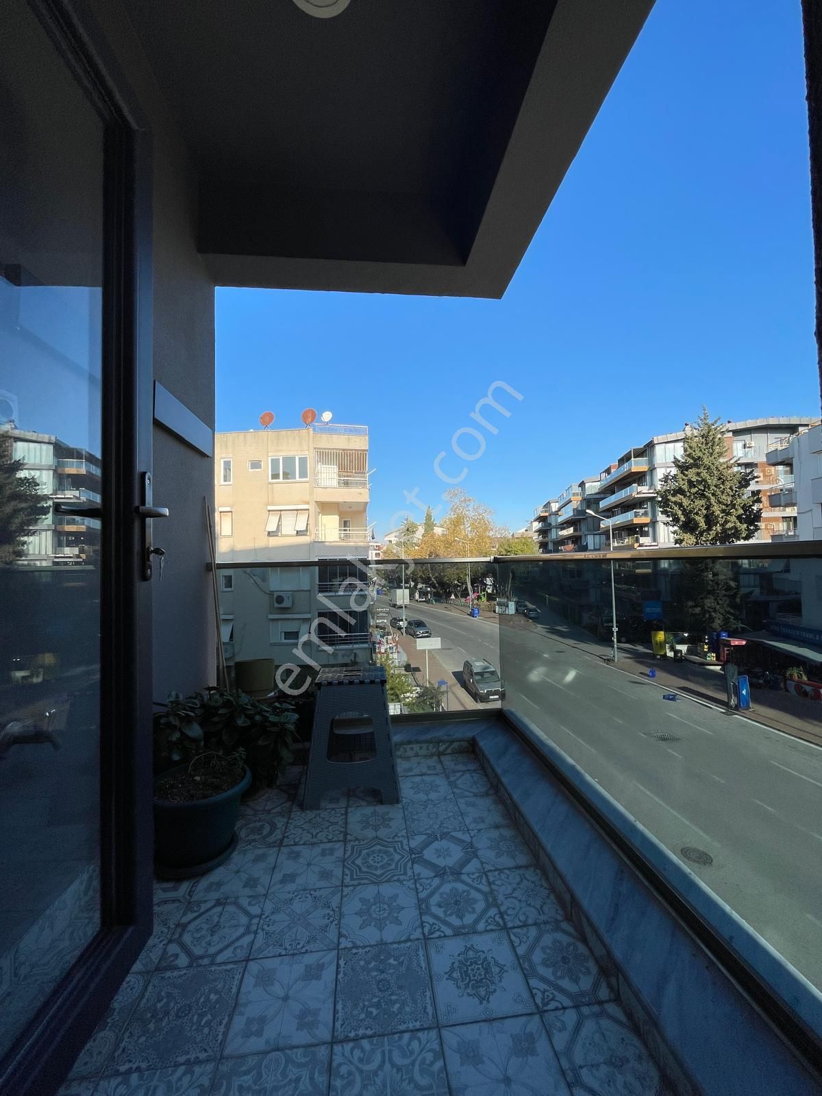Zerdalilik 'te Cadde Üzeri Arakat Geniş 2+1 - Görsel 30