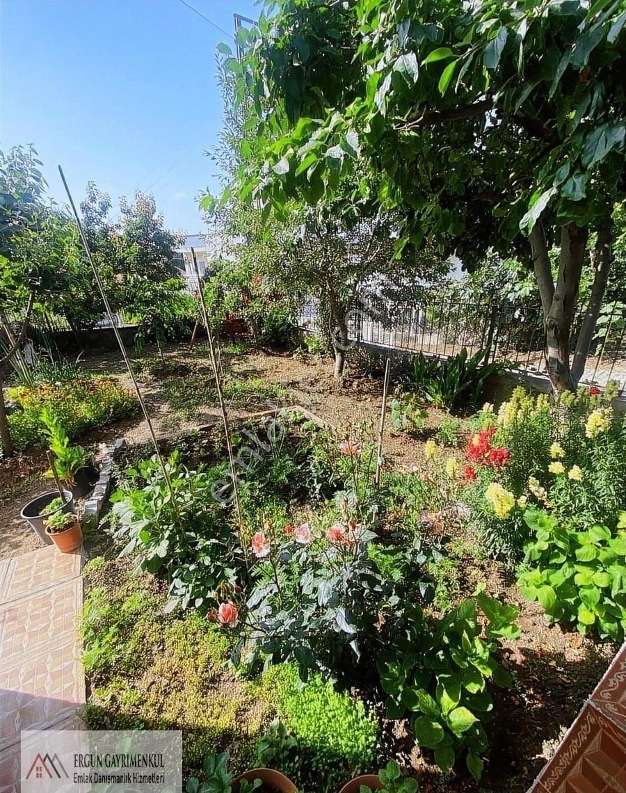 Ergünden Soğucakta Geniş Bahçe Kullanım Alanlı Müstakil Daire - Görsel 34