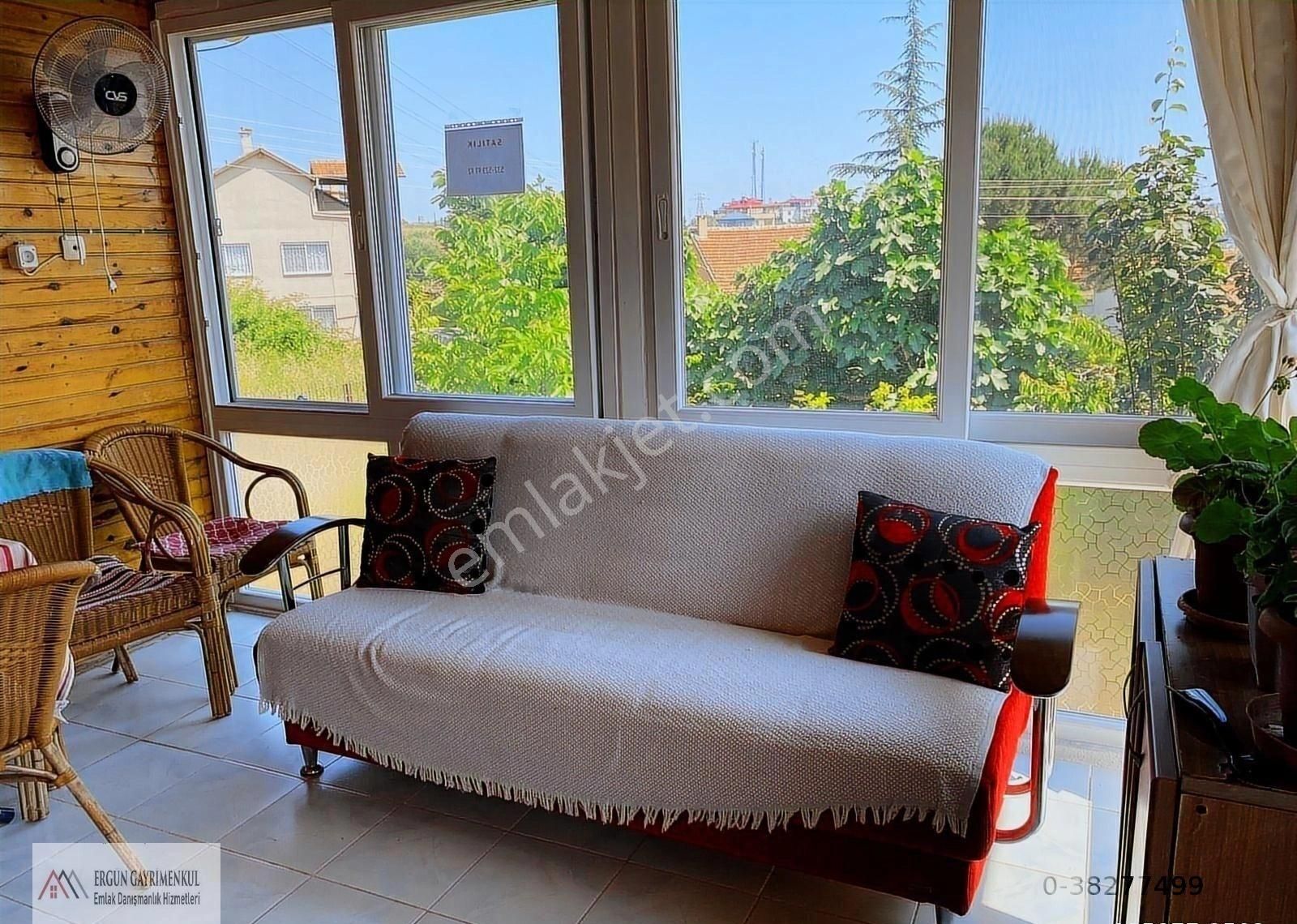 Ergünden Soğucakta Geniş Bahçe Kullanım Alanlı Müstakil Daire - Görsel 10
