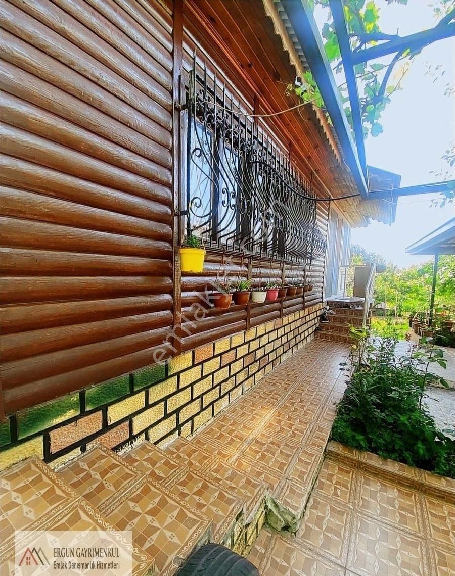 Ergünden Soğucakta Geniş Bahçe Kullanım Alanlı Müstakil Daire - Görsel 15