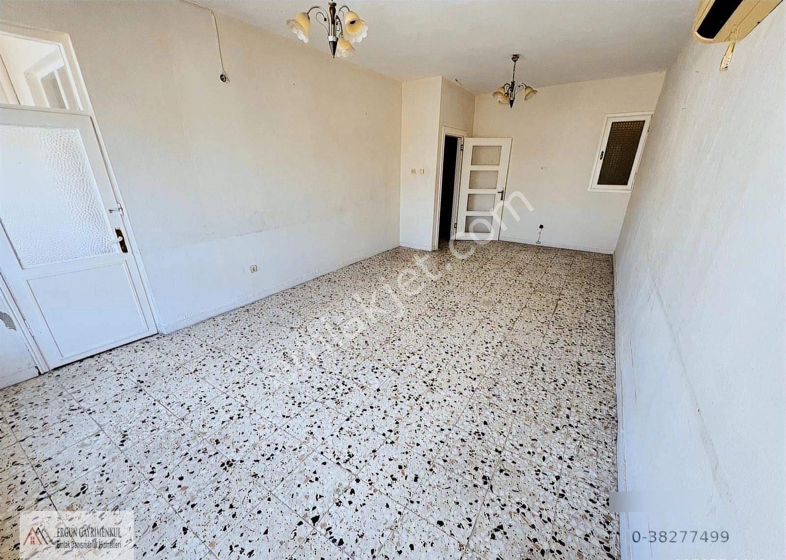 Ergünden Palmiyede Sahile Yakın Kiralık 3+1 Daire - Görsel 13