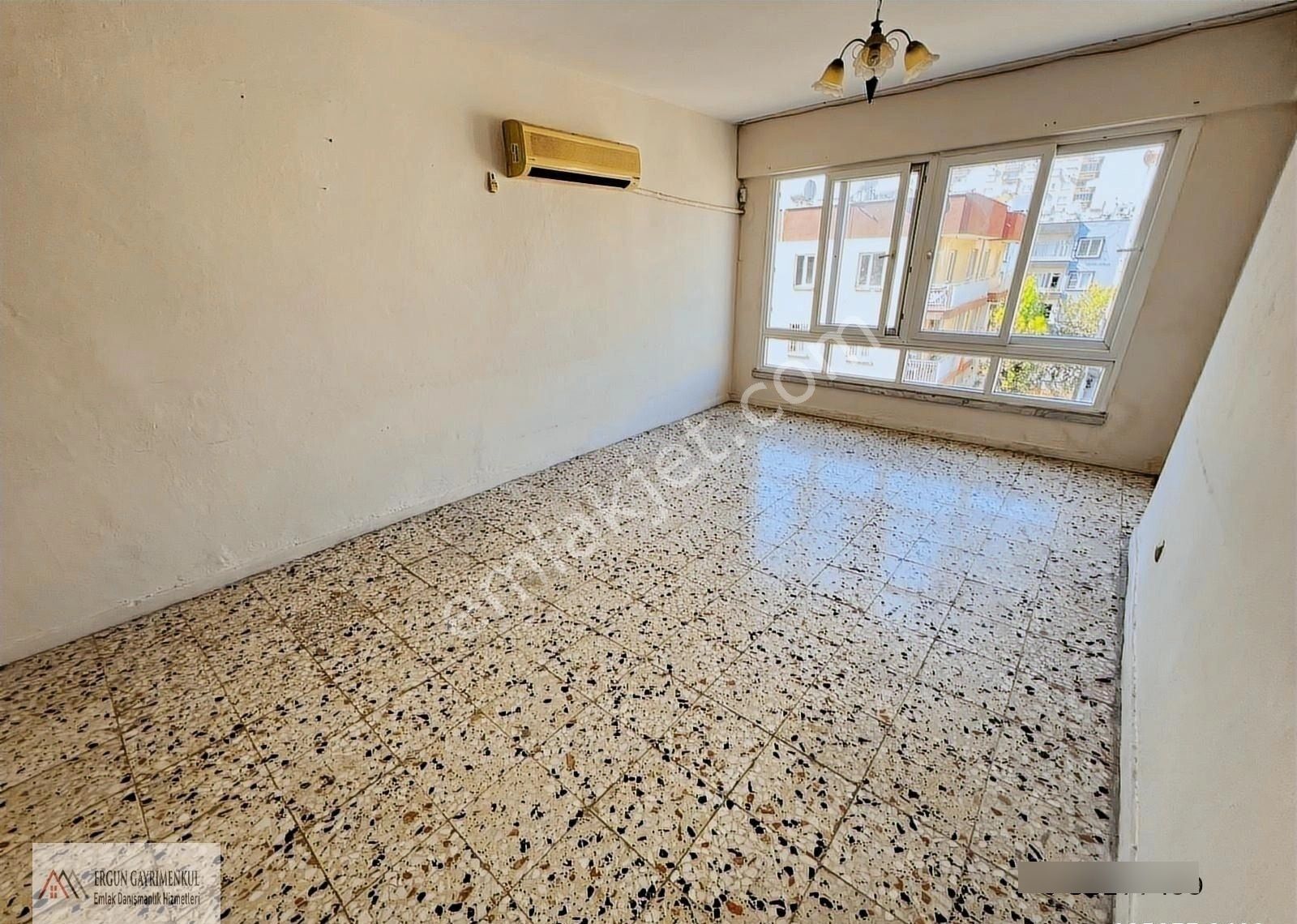Ergünden Palmiyede Sahile Yakın Kiralık 3+1 Daire - Görsel 20