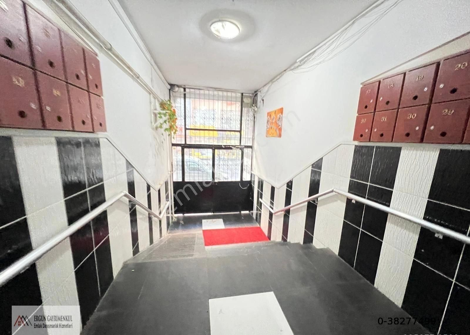Ergünden Turgutreiste Asansörlü Kiralık 3+1 Daire - Görsel 22