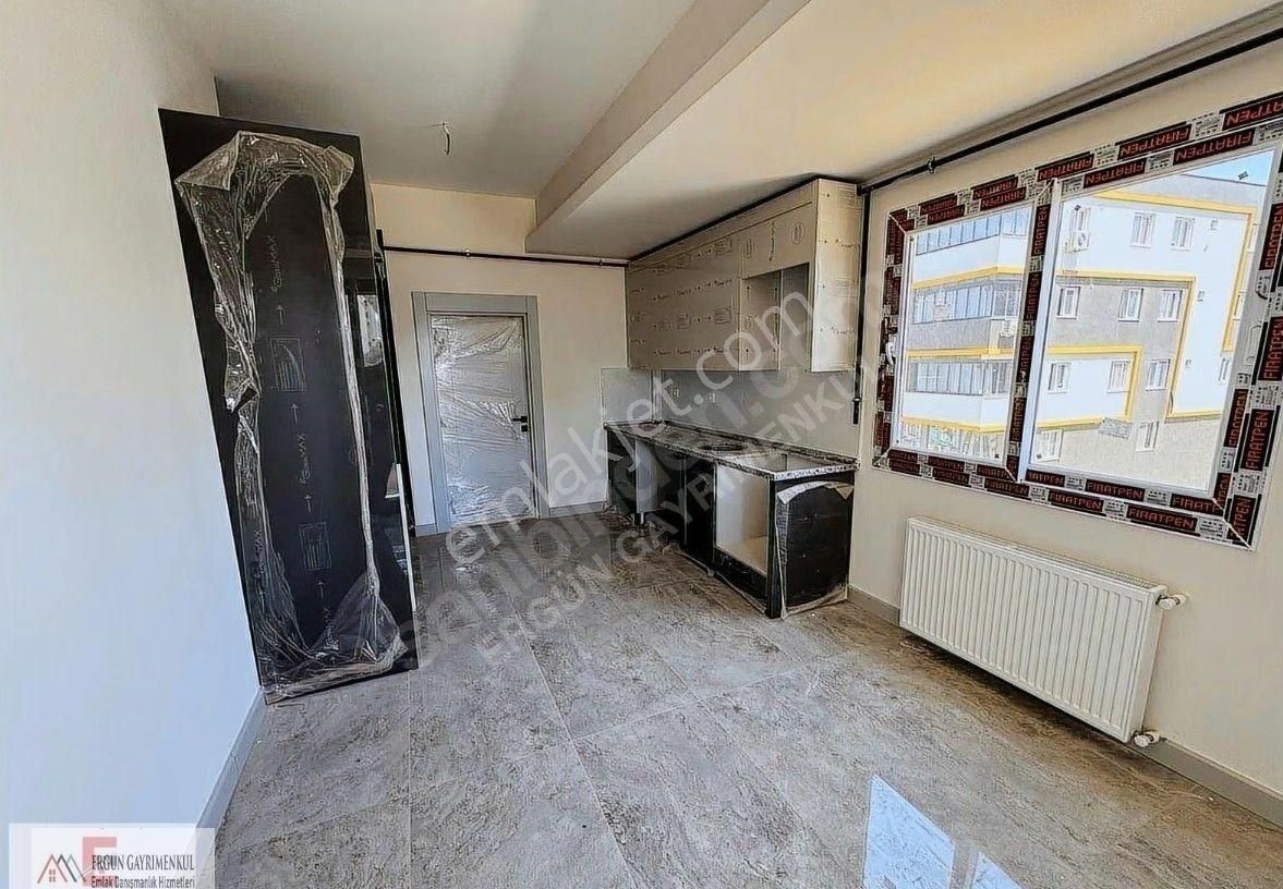 Şehrin Gözde Konumunda Lüx Geniş Balkonlu 1+1 Daire