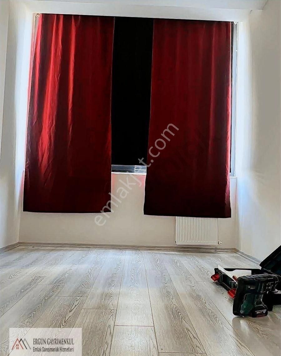 Ergünden Eşyalı 2+1 Lüx Daire Site İçi Geniş Peyzaj Alanlı - Görsel 7