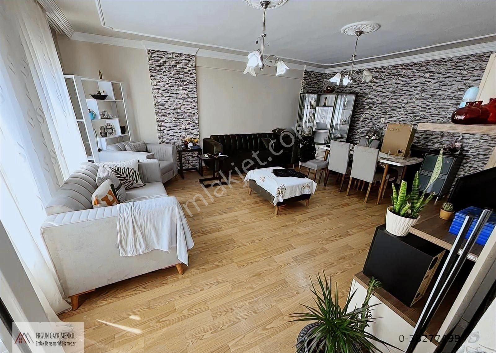 Ergünden Viranşehirde Cadde Üzeri Satılık 3+1 Doğalgazlı Daire - Görsel 16